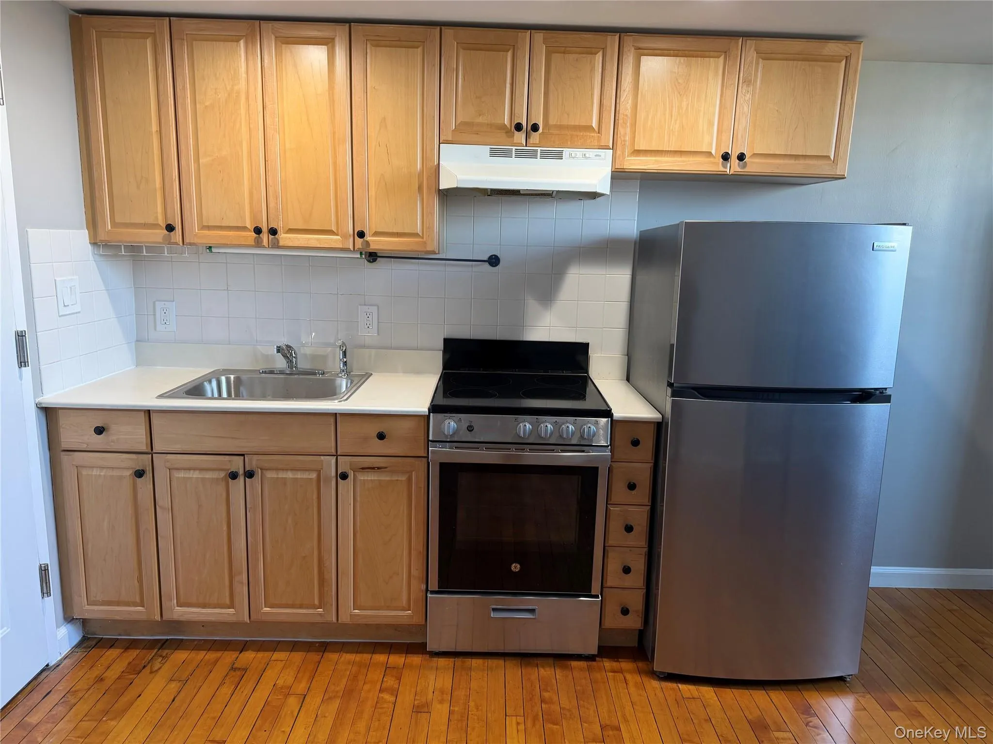 94 4th Avenue, Islip, NY, 2 Rooms Rooms,1 BathroomBathrooms,Residential Lease,For Rent,4th,0,983455 94 4th Avenue, Islip, NY, 2 Rooms Rooms,1 BathroomBathrooms,Residential Lease,For Rent,4th,0,983455