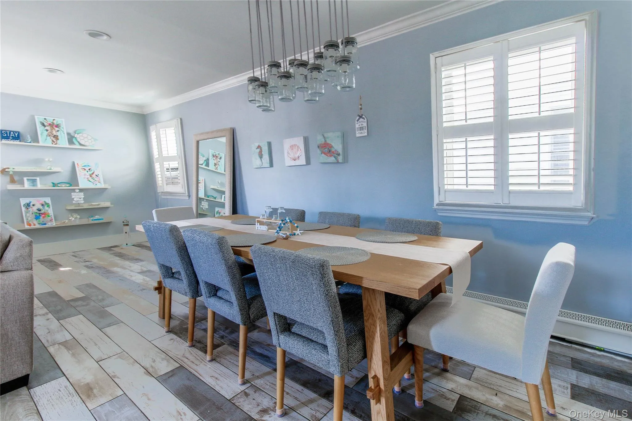 Dining Area Dining Area