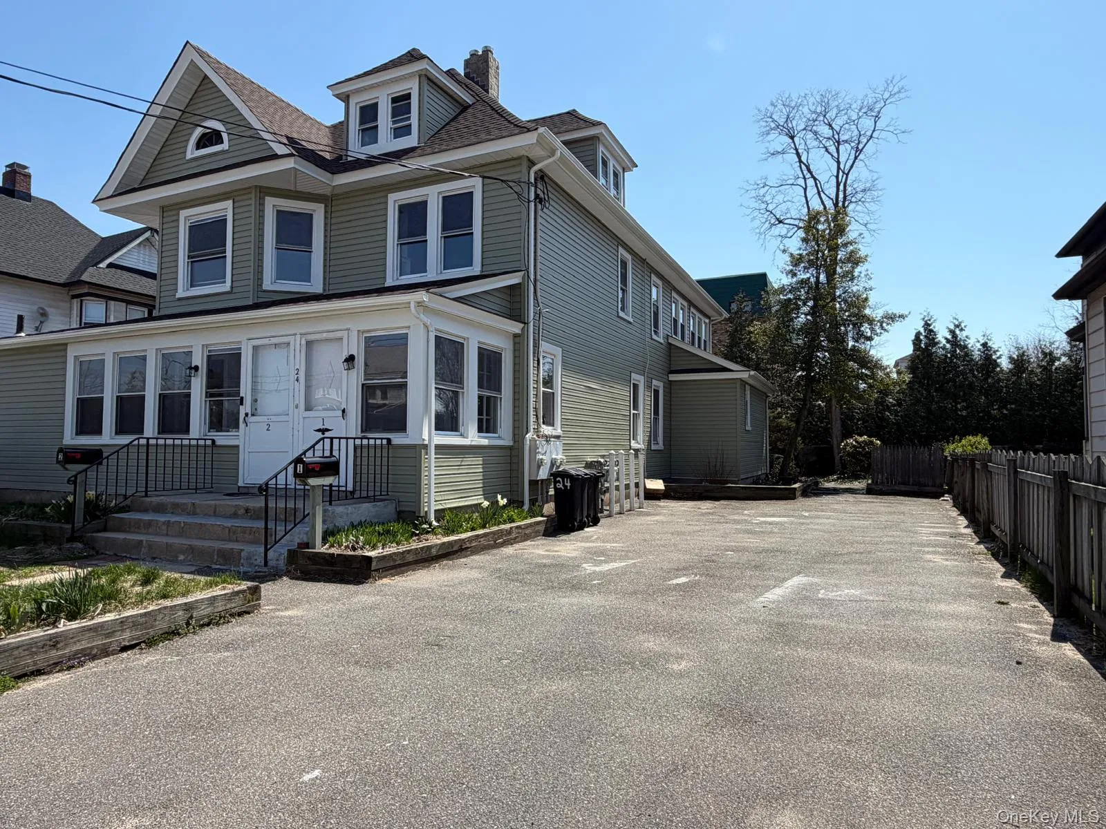 24 Doxsey Place, Hempstead, NY, 1 Bedroom Bedrooms, 5 Rooms Rooms,1 BathroomBathrooms,Residential Lease,For Rent,Doxsey,0,983494 24 Doxsey Place, Hempstead, NY, 1 Bedroom Bedrooms, 5 Rooms Rooms,1 BathroomBathrooms,Residential Lease,For Rent,Doxsey,0,983494