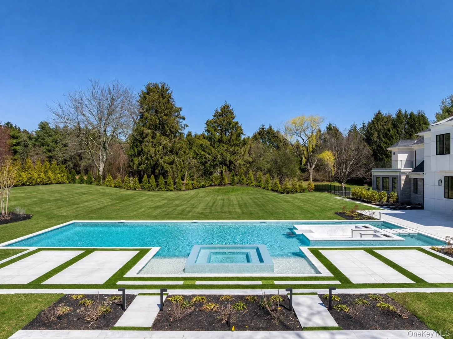 30 Evans Drive, Oyster Bay, NY, 7 Bedrooms Bedrooms, 15 Rooms Rooms,8 BathroomsBathrooms,Residential,For Rent,Evans,0,983498 30 Evans Drive, Oyster Bay, NY, 7 Bedrooms Bedrooms, 15 Rooms Rooms,8 BathroomsBathrooms,Residential,For Rent,Evans,0,983498