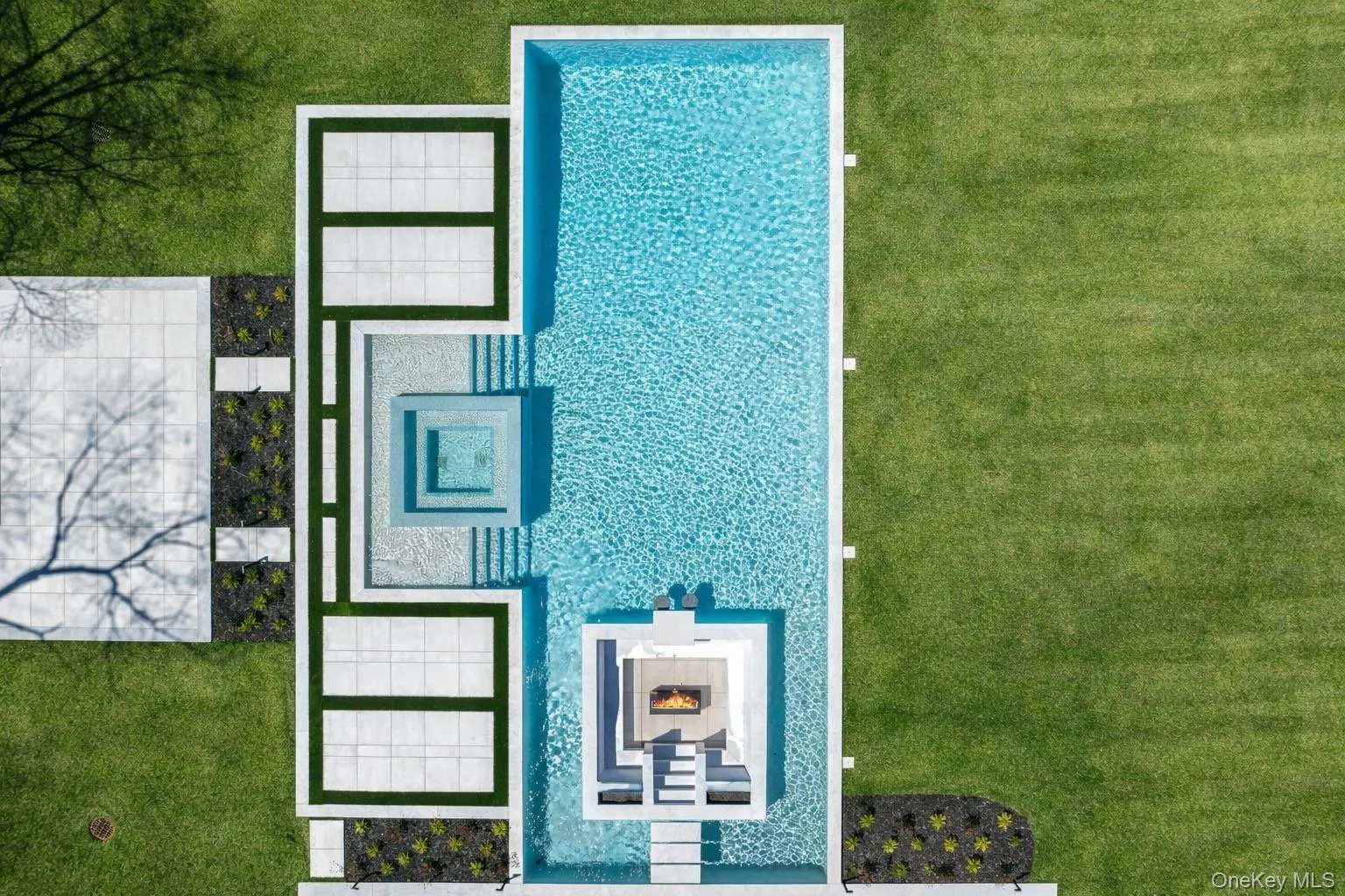 30 Evans Drive, Oyster Bay, NY, 7 Bedrooms Bedrooms, 15 Rooms Rooms,8 BathroomsBathrooms,Residential,For Rent,Evans,0,983498 30 Evans Drive, Oyster Bay, NY, 7 Bedrooms Bedrooms, 15 Rooms Rooms,8 BathroomsBathrooms,Residential,For Rent,Evans,0,983498