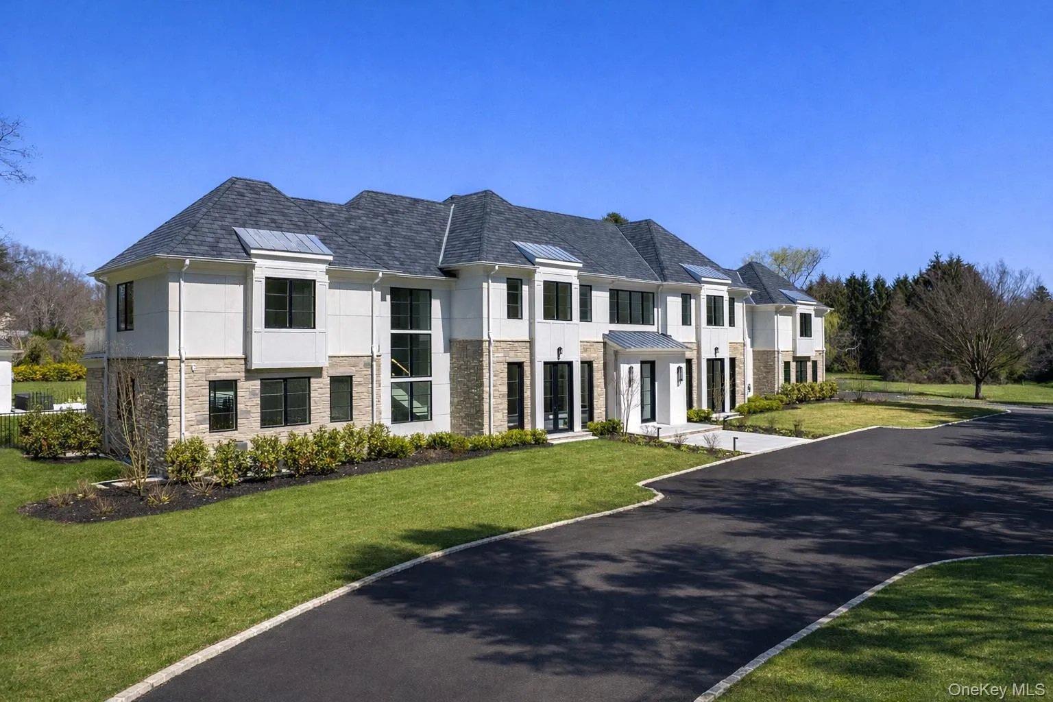 30 Evans Drive, Oyster Bay, NY, 7 Bedrooms Bedrooms, 15 Rooms Rooms,8 BathroomsBathrooms,Residential,For Rent,Evans,0,983498 30 Evans Drive, Oyster Bay, NY, 7 Bedrooms Bedrooms, 15 Rooms Rooms,8 BathroomsBathrooms,Residential,For Rent,Evans,0,983498