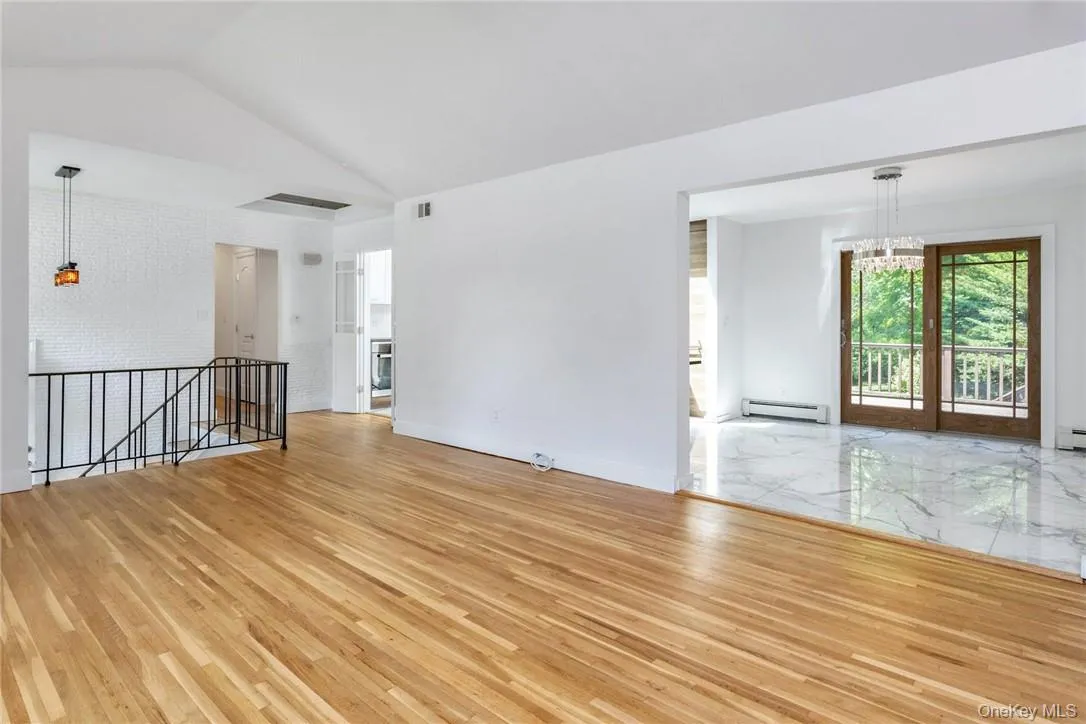 5 Deerhill Lane, Greenburgh, NY, 4 Bedrooms Bedrooms, 9 Rooms Rooms,3 BathroomsBathrooms,Residential Lease,For Rent,Deerhill,0,983504 5 Deerhill Lane, Greenburgh, NY, 4 Bedrooms Bedrooms, 9 Rooms Rooms,3 BathroomsBathrooms,Residential Lease,For Rent,Deerhill,0,983504