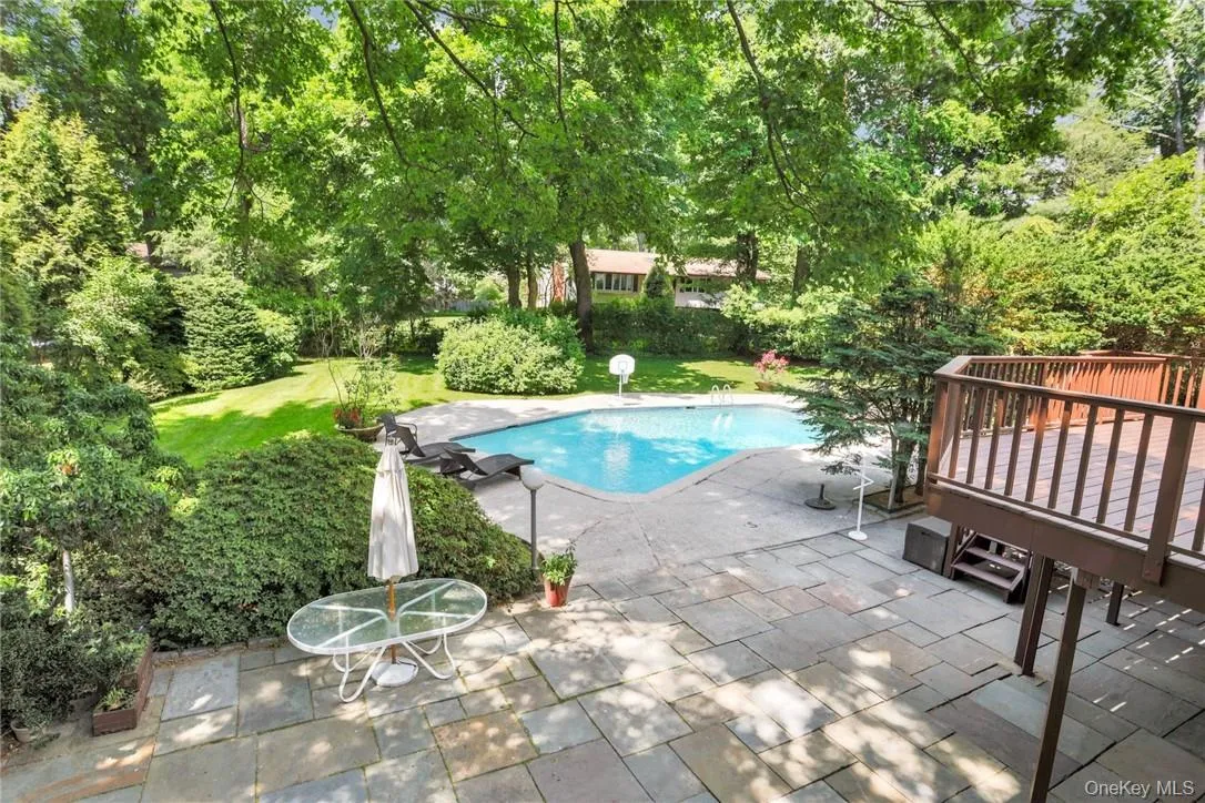 5 Deerhill Lane, Greenburgh, NY, 4 Bedrooms Bedrooms, 9 Rooms Rooms,3 BathroomsBathrooms,Residential Lease,For Rent,Deerhill,0,983504 5 Deerhill Lane, Greenburgh, NY, 4 Bedrooms Bedrooms, 9 Rooms Rooms,3 BathroomsBathrooms,Residential Lease,For Rent,Deerhill,0,983504