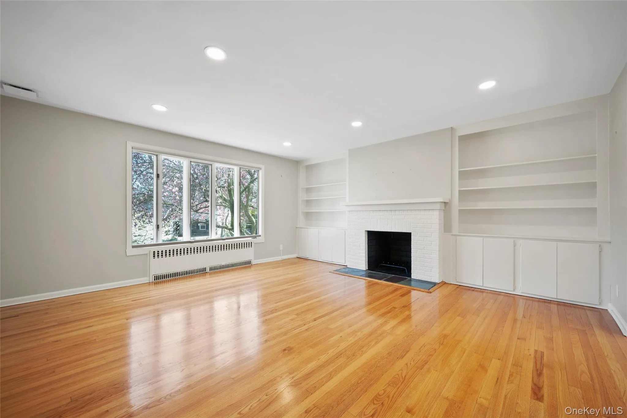 6 Wildway, Yonkers, NY, 4 Bedrooms Bedrooms, 8 Rooms Rooms,2 BathroomsBathrooms,Residential Lease,For Rent,Wildway,0,983514 6 Wildway, Yonkers, NY, 4 Bedrooms Bedrooms, 8 Rooms Rooms,2 BathroomsBathrooms,Residential Lease,For Rent,Wildway,0,983514