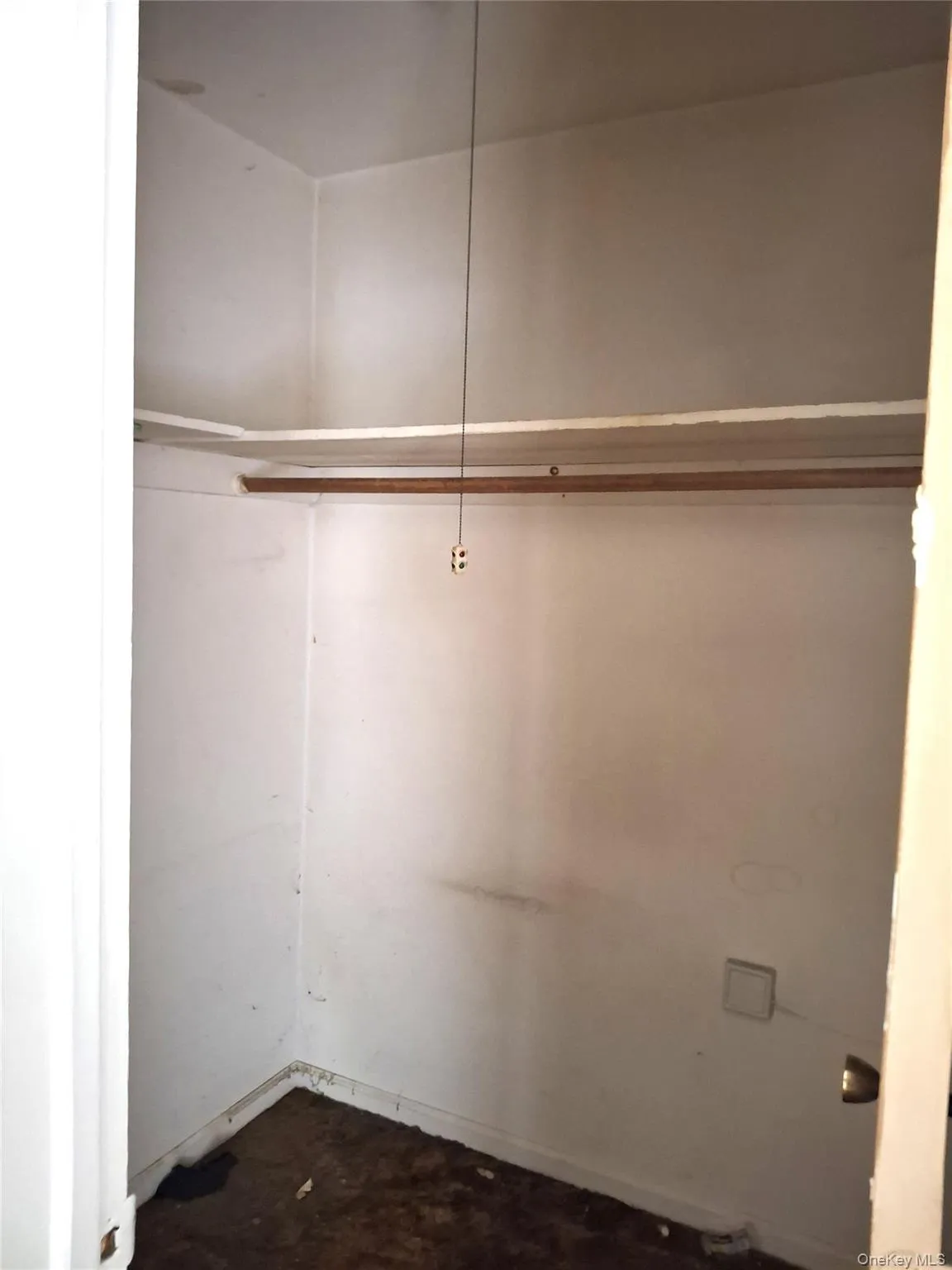 Walk-in-closet Walk-in-closet