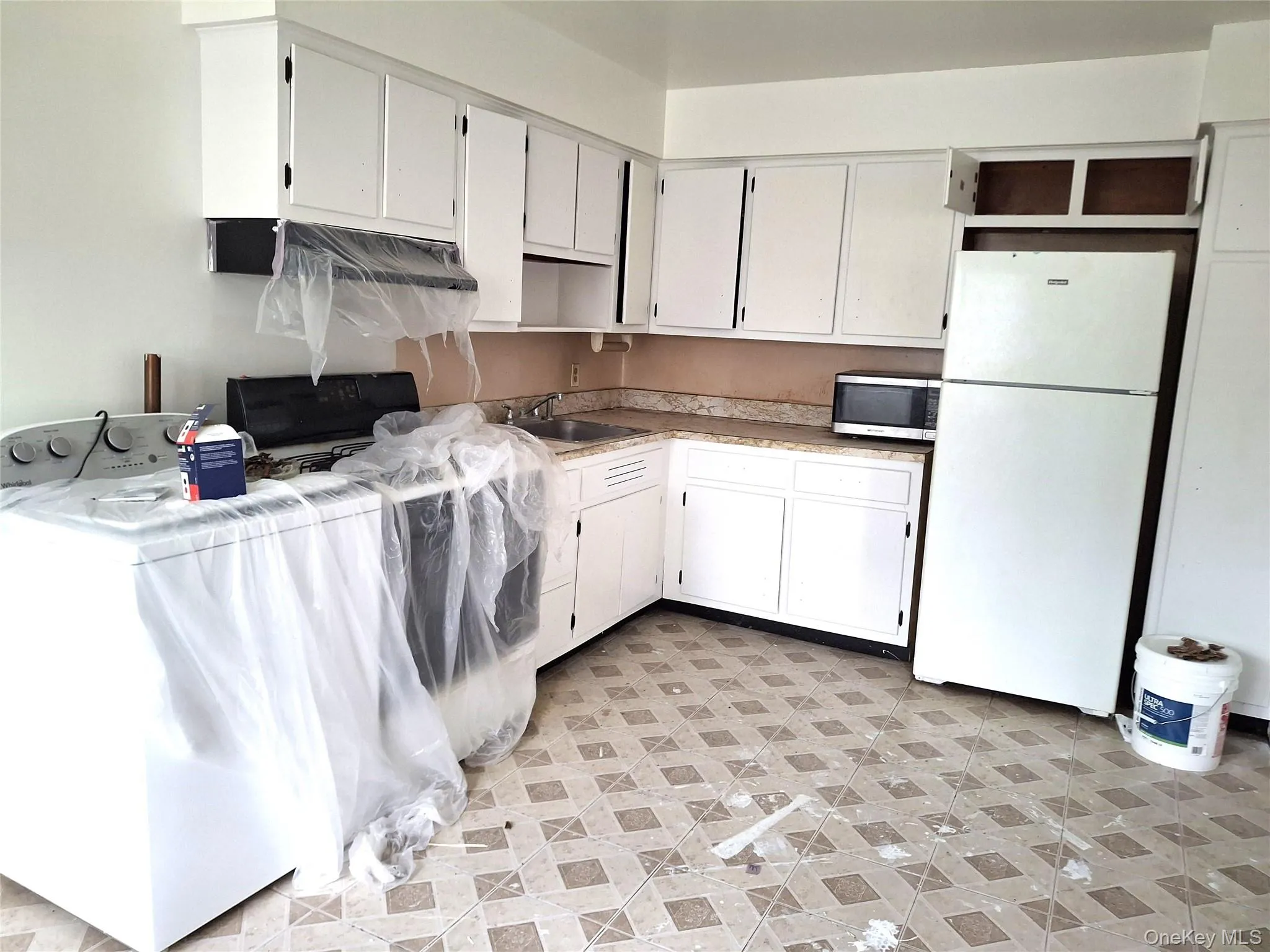 Kitchen needs work Kitchen needs work
