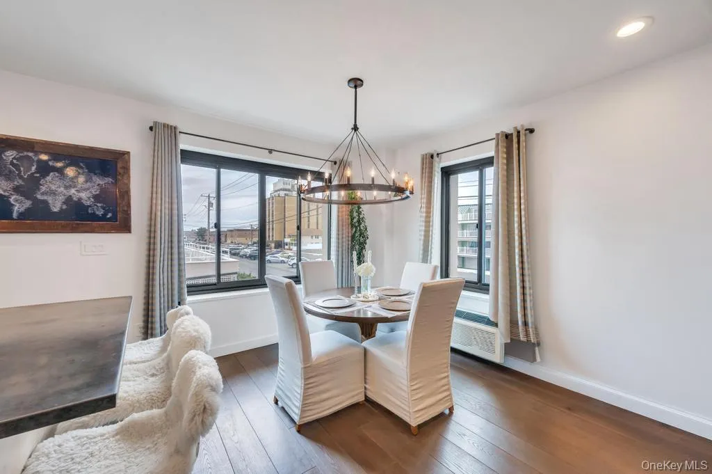 100 Broadway, Long Beach, NY, 2 Bedrooms Bedrooms, 5 Rooms Rooms,2 BathroomsBathrooms,Residential Lease,For Rent,Broadway,0,983519 100 Broadway, Long Beach, NY, 2 Bedrooms Bedrooms, 5 Rooms Rooms,2 BathroomsBathrooms,Residential Lease,For Rent,Broadway,0,983519