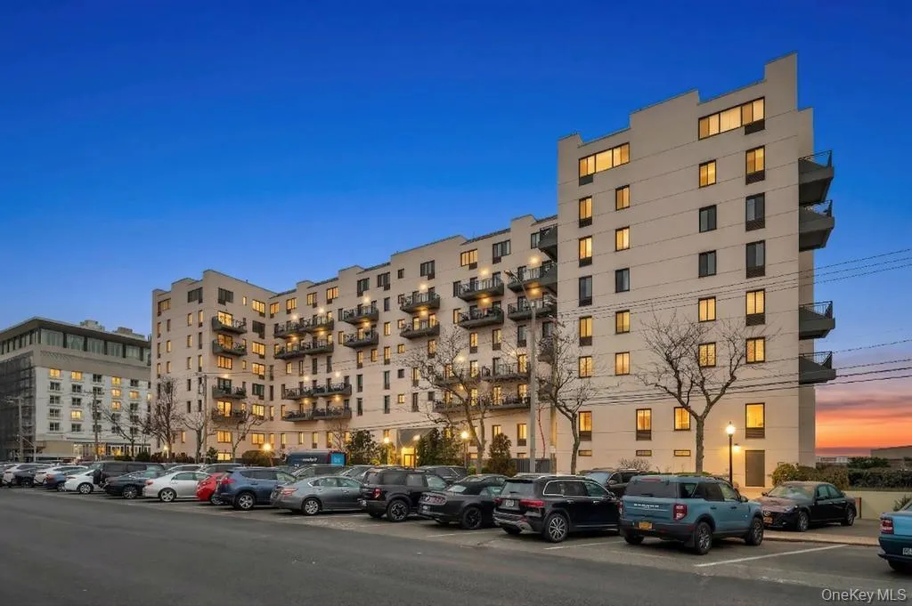 100 Broadway, Long Beach, NY, 2 Bedrooms Bedrooms, 5 Rooms Rooms,2 BathroomsBathrooms,Residential Lease,For Rent,Broadway,0,983519 100 Broadway, Long Beach, NY, 2 Bedrooms Bedrooms, 5 Rooms Rooms,2 BathroomsBathrooms,Residential Lease,For Rent,Broadway,0,983519