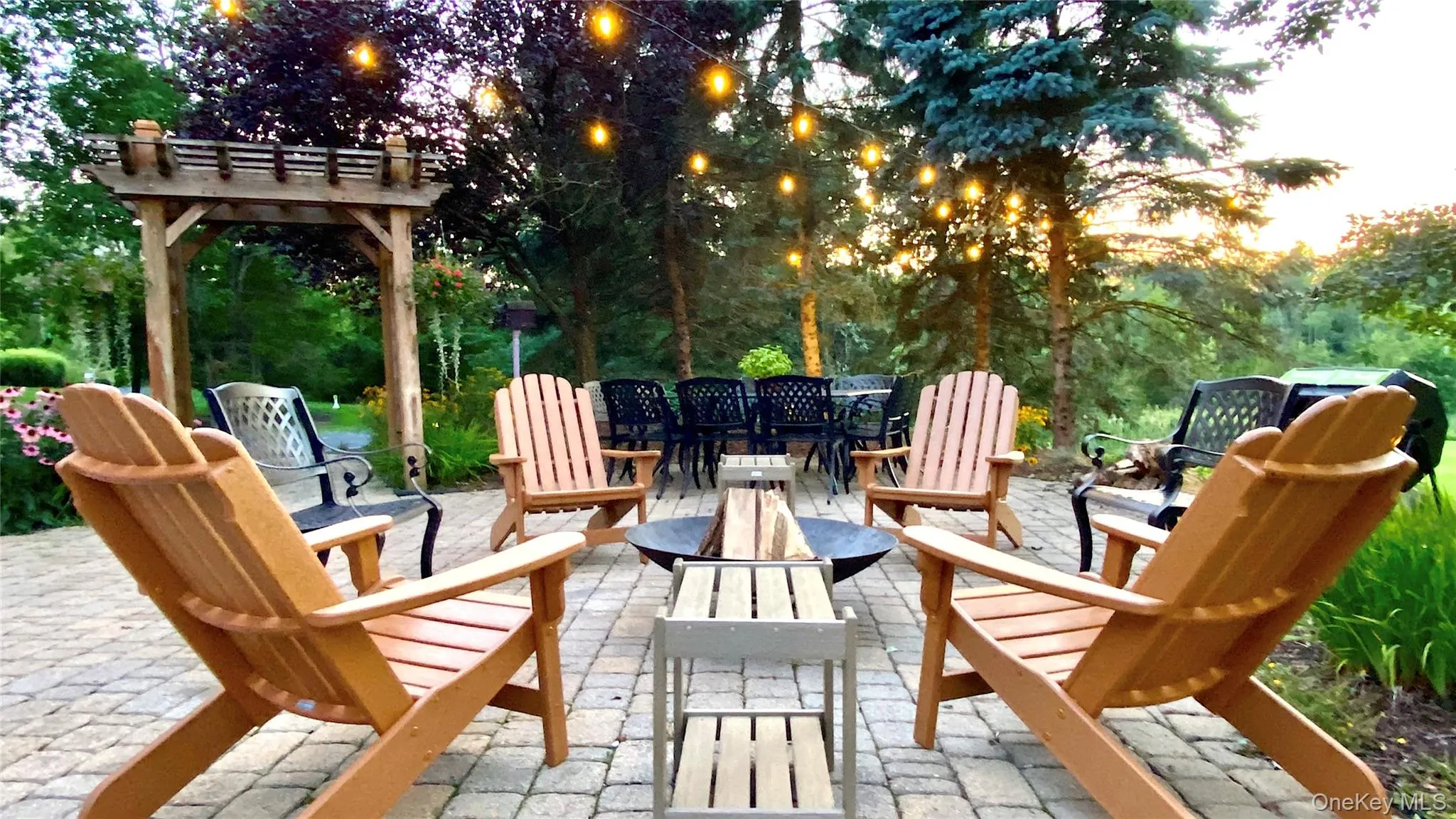 7 Silo Lane, Warwick (town), NY, 4 Bedrooms Bedrooms, 10 Rooms Rooms,2 BathroomsBathrooms,Residential Lease,For Rent,Silo,0,983524 7 Silo Lane, Warwick (town), NY, 4 Bedrooms Bedrooms, 10 Rooms Rooms,2 BathroomsBathrooms,Residential Lease,For Rent,Silo,0,983524