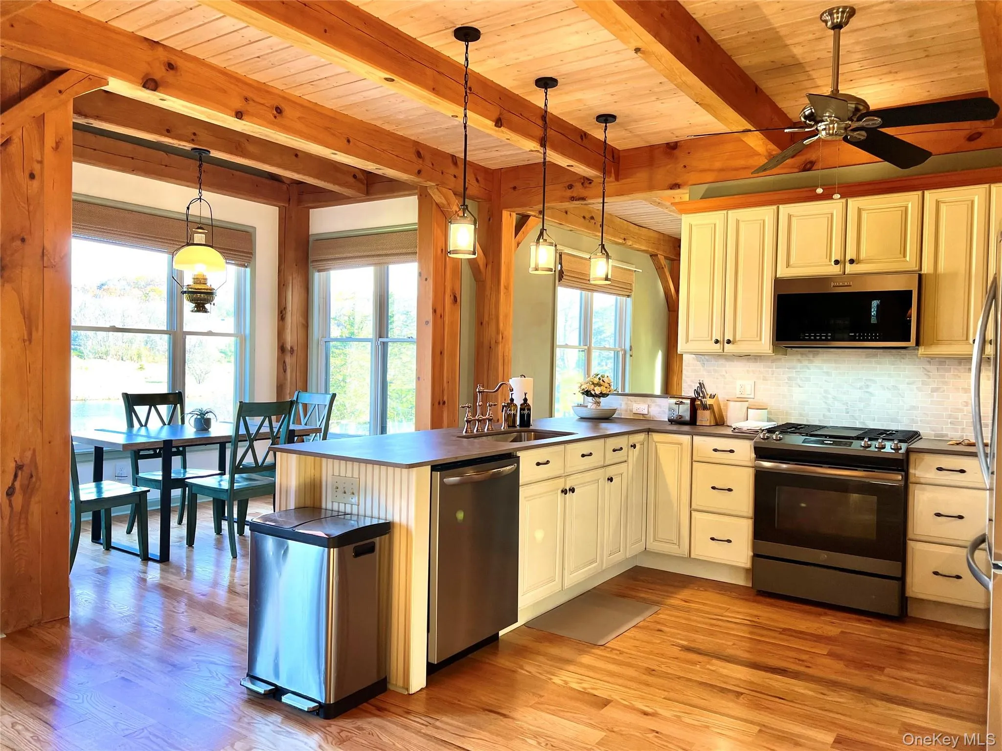 7 Silo Lane, Warwick (town), NY, 4 Bedrooms Bedrooms, 10 Rooms Rooms,2 BathroomsBathrooms,Residential Lease,For Rent,Silo,0,983524 7 Silo Lane, Warwick (town), NY, 4 Bedrooms Bedrooms, 10 Rooms Rooms,2 BathroomsBathrooms,Residential Lease,For Rent,Silo,0,983524