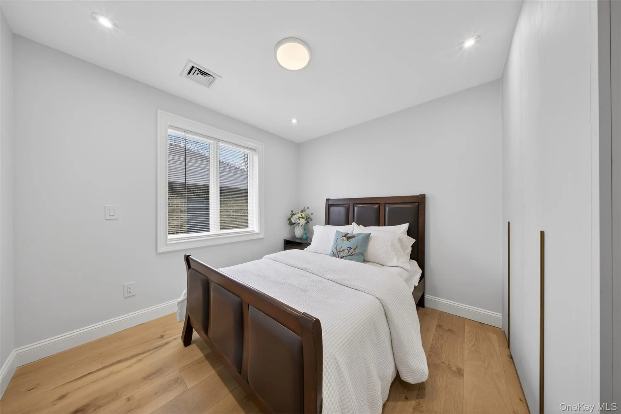 14-05 133RD Place, New York, NY, 4 Bedrooms Bedrooms, 8 Rooms Rooms,2 BathroomsBathrooms,Residential,For Rent,133RD,0,KEY983556 14-05 133RD Place, New York, NY, 4 Bedrooms Bedrooms, 8 Rooms Rooms,2 BathroomsBathrooms,Residential,For Rent,133RD,0,KEY983556