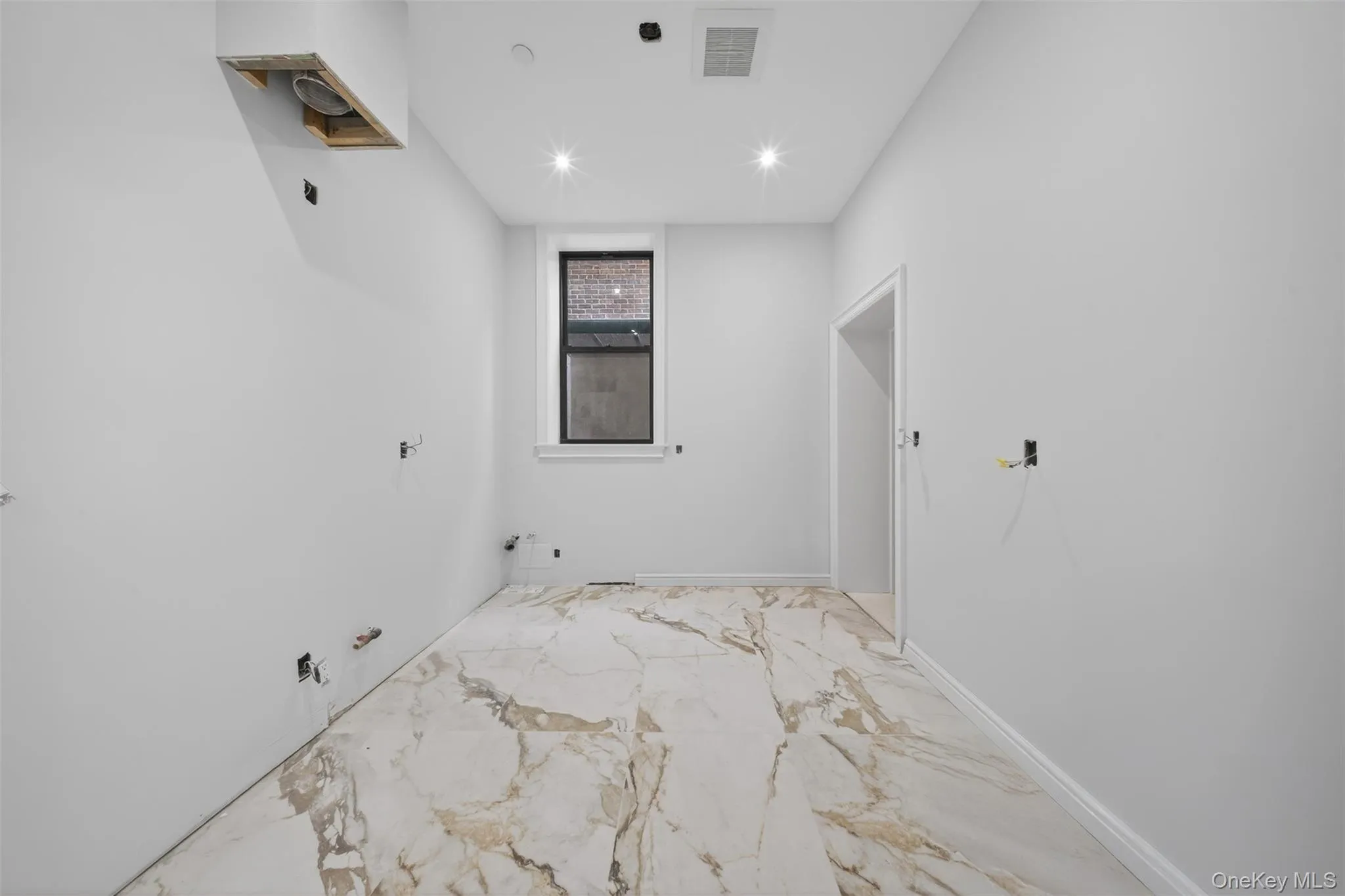 14-05 133RD Place, New York, NY, 4 Bedrooms Bedrooms, 8 Rooms Rooms,2 BathroomsBathrooms,Residential,For Rent,133RD,0,KEY983556 14-05 133RD Place, New York, NY, 4 Bedrooms Bedrooms, 8 Rooms Rooms,2 BathroomsBathrooms,Residential,For Rent,133RD,0,KEY983556