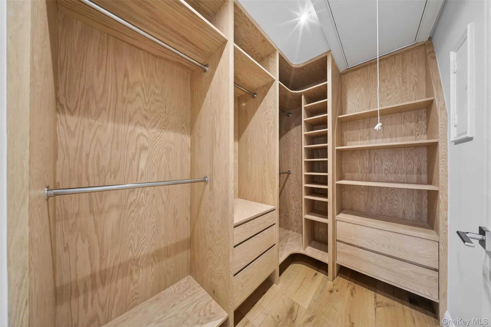 14-05 133RD Place, New York, NY, 4 Bedrooms Bedrooms, 8 Rooms Rooms,2 BathroomsBathrooms,Residential,For Rent,133RD,0,KEY983556 14-05 133RD Place, New York, NY, 4 Bedrooms Bedrooms, 8 Rooms Rooms,2 BathroomsBathrooms,Residential,For Rent,133RD,0,KEY983556