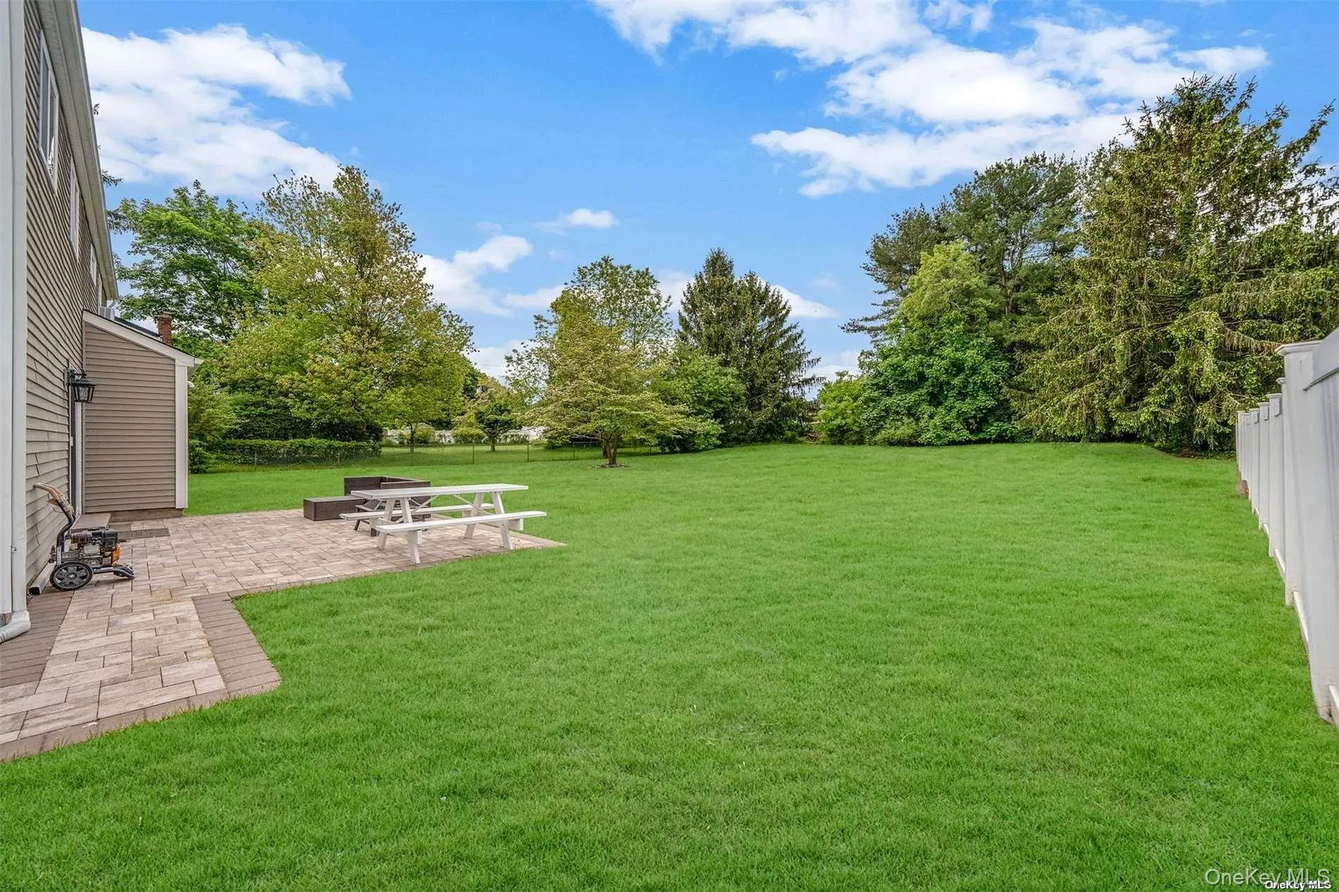278 Pipe Stave Hollow Road, Brookhaven, NY, 4 Bedrooms Bedrooms, 8 Rooms Rooms,3 BathroomsBathrooms,Residential Lease,For Rent,Pipe Stave Hollow,0,983566 278 Pipe Stave Hollow Road, Brookhaven, NY, 4 Bedrooms Bedrooms, 8 Rooms Rooms,3 BathroomsBathrooms,Residential Lease,For Rent,Pipe Stave Hollow,0,983566