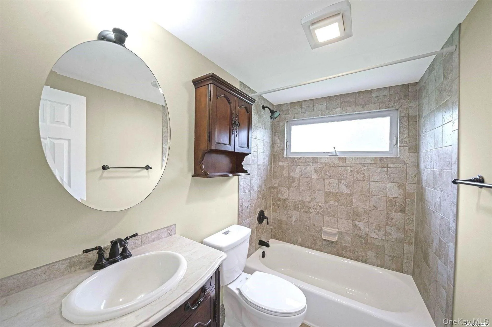 278 Pipe Stave Hollow Road, Brookhaven, NY, 4 Bedrooms Bedrooms, 8 Rooms Rooms,3 BathroomsBathrooms,Residential Lease,For Rent,Pipe Stave Hollow,0,983566 278 Pipe Stave Hollow Road, Brookhaven, NY, 4 Bedrooms Bedrooms, 8 Rooms Rooms,3 BathroomsBathrooms,Residential Lease,For Rent,Pipe Stave Hollow,0,983566