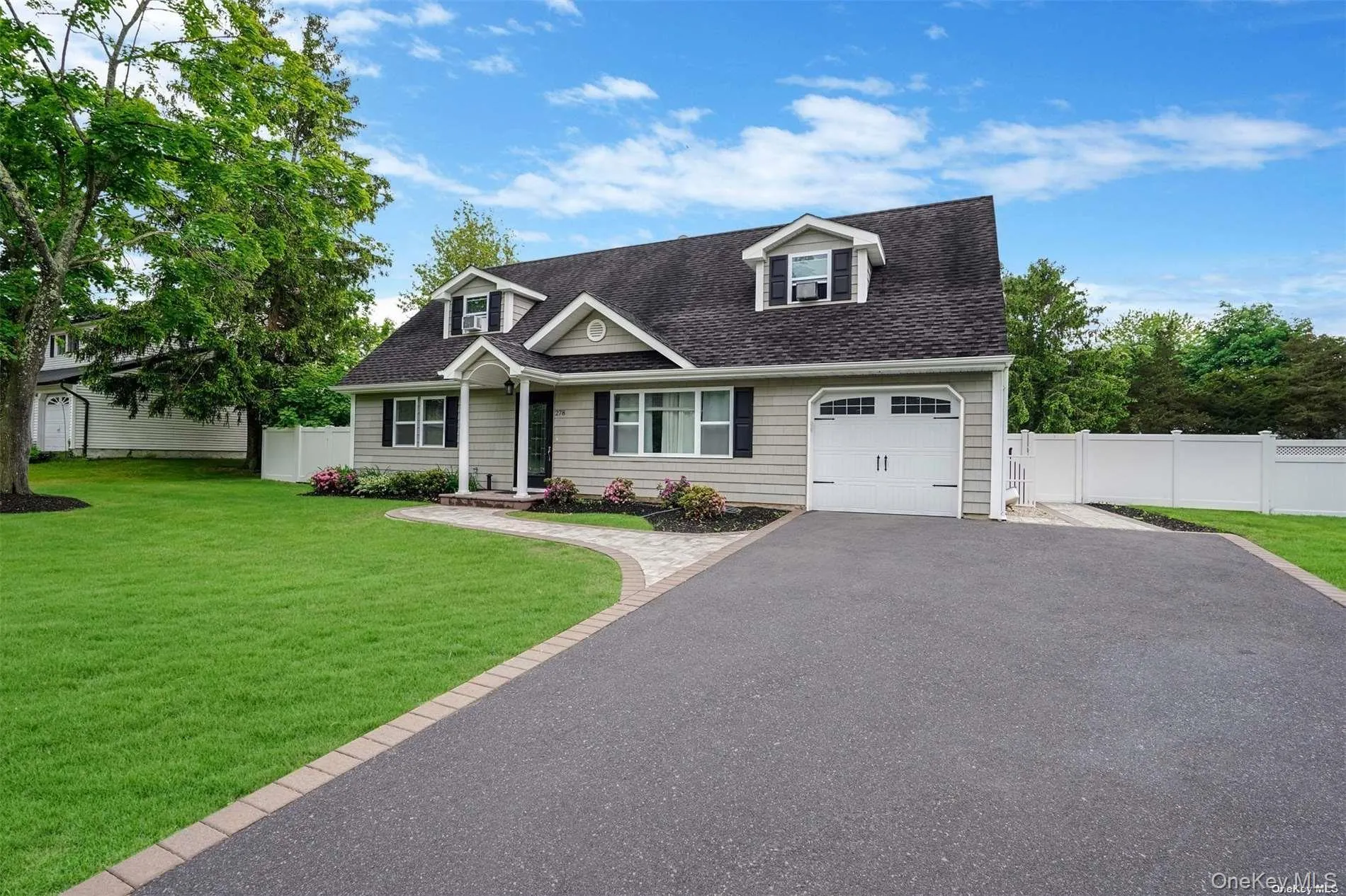 278 Pipe Stave Hollow Road, Brookhaven, NY, 4 Bedrooms Bedrooms, 8 Rooms Rooms,3 BathroomsBathrooms,Residential Lease,For Rent,Pipe Stave Hollow,0,983566 278 Pipe Stave Hollow Road, Brookhaven, NY, 4 Bedrooms Bedrooms, 8 Rooms Rooms,3 BathroomsBathrooms,Residential Lease,For Rent,Pipe Stave Hollow,0,983566