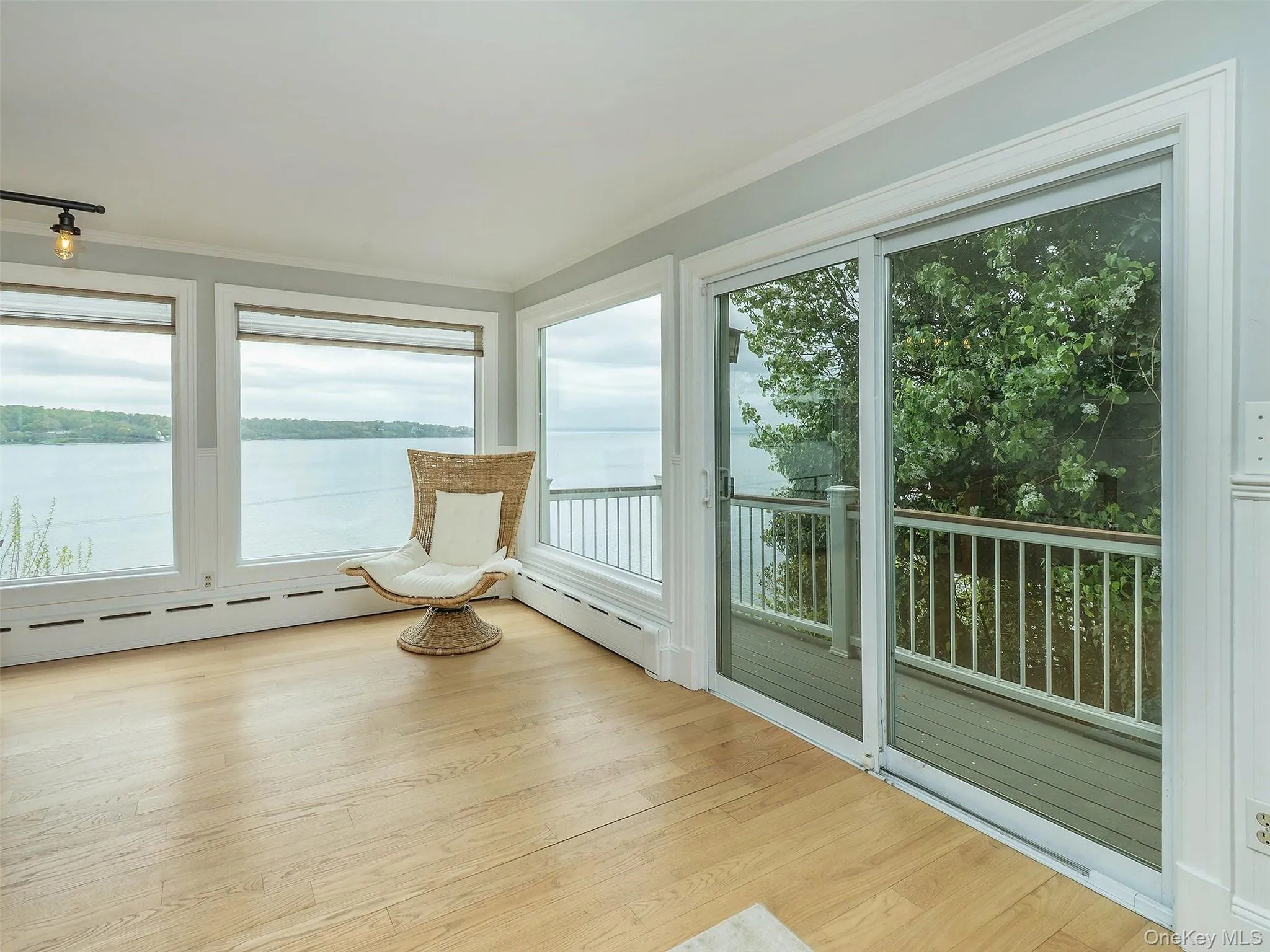 24 Bay Avenue, Oyster Bay, NY, 3 Bedrooms Bedrooms, 8 Rooms Rooms,3 BathroomsBathrooms,Residential Lease,For Rent,Bay,0,983570 24 Bay Avenue, Oyster Bay, NY, 3 Bedrooms Bedrooms, 8 Rooms Rooms,3 BathroomsBathrooms,Residential Lease,For Rent,Bay,0,983570
