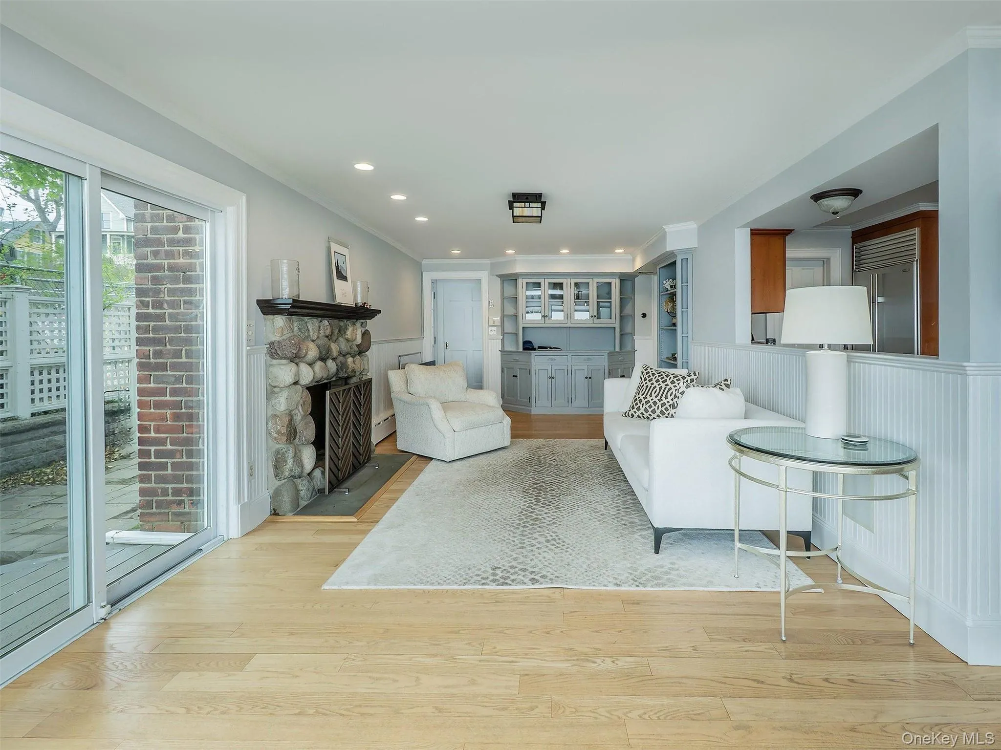 24 Bay Avenue, Oyster Bay, NY, 3 Bedrooms Bedrooms, 8 Rooms Rooms,3 BathroomsBathrooms,Residential Lease,For Rent,Bay,0,983570 24 Bay Avenue, Oyster Bay, NY, 3 Bedrooms Bedrooms, 8 Rooms Rooms,3 BathroomsBathrooms,Residential Lease,For Rent,Bay,0,983570