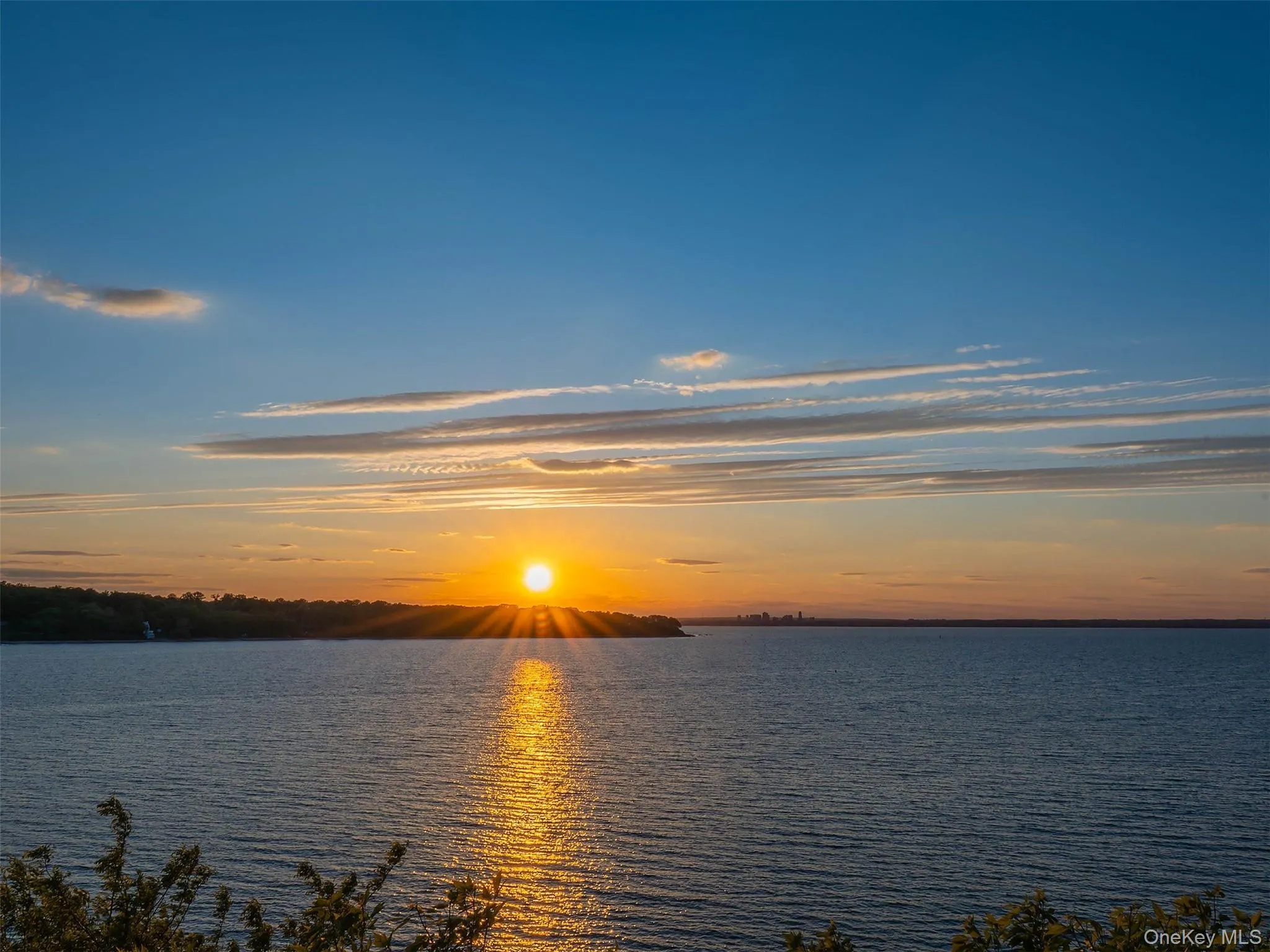 24 Bay Avenue, Oyster Bay, NY, 3 Bedrooms Bedrooms, 8 Rooms Rooms,3 BathroomsBathrooms,Residential Lease,For Rent,Bay,0,983570 24 Bay Avenue, Oyster Bay, NY, 3 Bedrooms Bedrooms, 8 Rooms Rooms,3 BathroomsBathrooms,Residential Lease,For Rent,Bay,0,983570