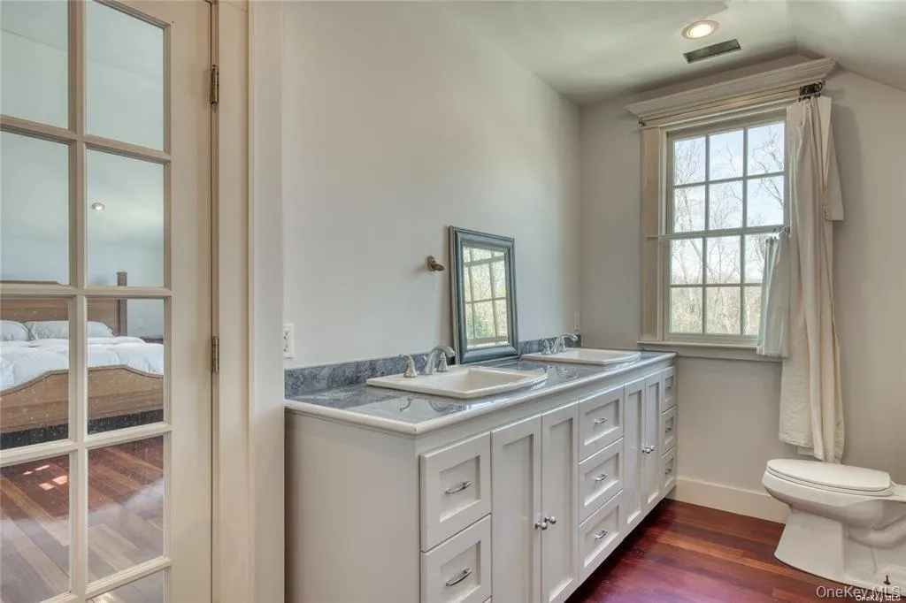 11003 Main Road, Southold, NY, 3 Bedrooms Bedrooms, 8 Rooms Rooms,2 BathroomsBathrooms,Residential Lease,For Rent,Main,0,983573 11003 Main Road, Southold, NY, 3 Bedrooms Bedrooms, 8 Rooms Rooms,2 BathroomsBathrooms,Residential Lease,For Rent,Main,0,983573