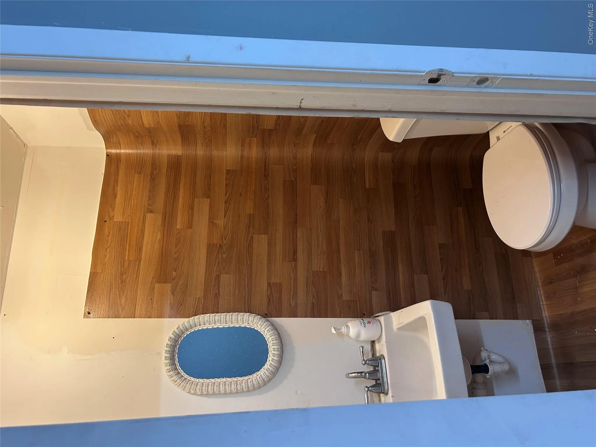 198 New York Avenue, Huntington, NY, ,Commercial Lease,For Rent,New York,0,983575 198 New York Avenue, Huntington, NY, ,Commercial Lease,For Rent,New York,0,983575