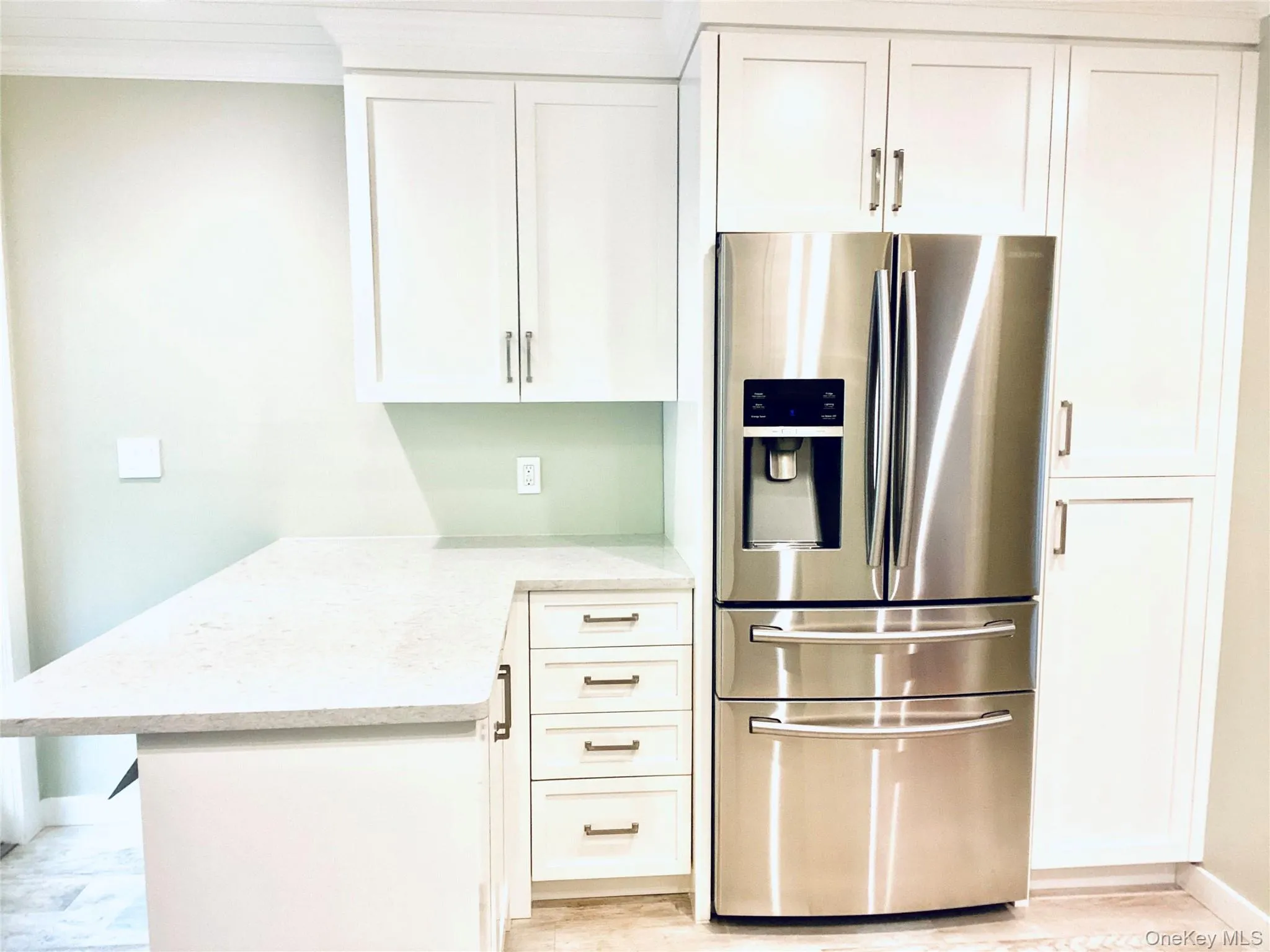 4 Avenue B, North Hempstead, NY, 2 Bedrooms Bedrooms, 5 Rooms Rooms,2 BathroomsBathrooms,Residential Lease,For Rent,Avenue B,0,983579 4 Avenue B, North Hempstead, NY, 2 Bedrooms Bedrooms, 5 Rooms Rooms,2 BathroomsBathrooms,Residential Lease,For Rent,Avenue B,0,983579