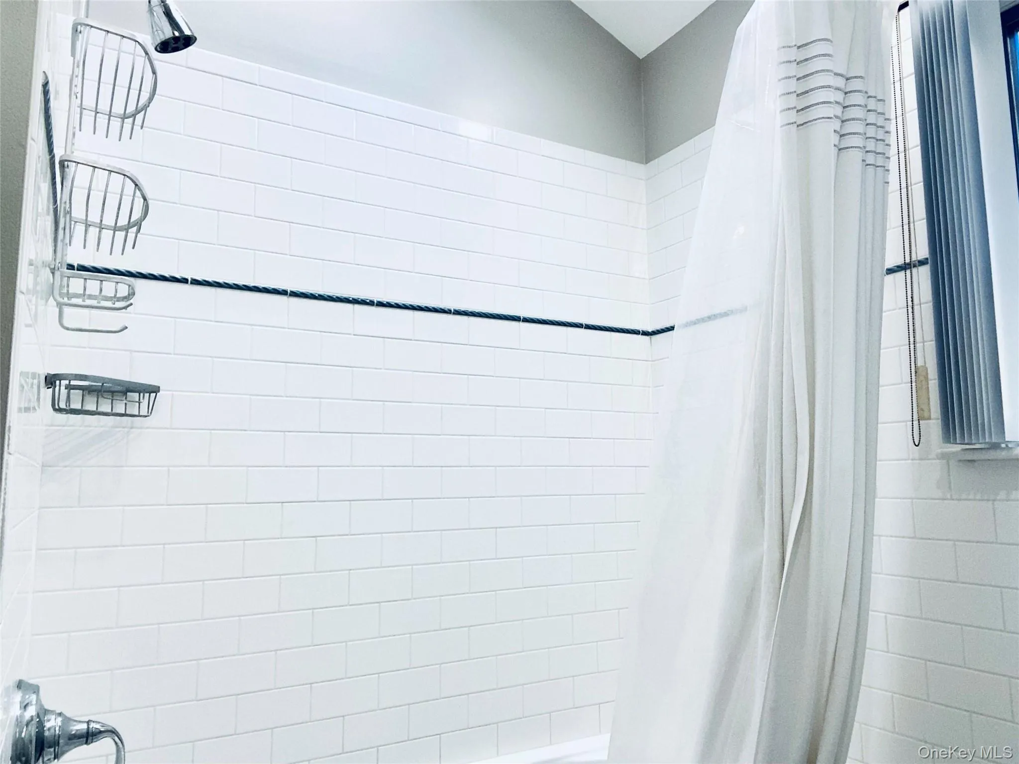 4 Avenue B, North Hempstead, NY, 2 Bedrooms Bedrooms, 5 Rooms Rooms,2 BathroomsBathrooms,Residential Lease,For Rent,Avenue B,0,983579 4 Avenue B, North Hempstead, NY, 2 Bedrooms Bedrooms, 5 Rooms Rooms,2 BathroomsBathrooms,Residential Lease,For Rent,Avenue B,0,983579