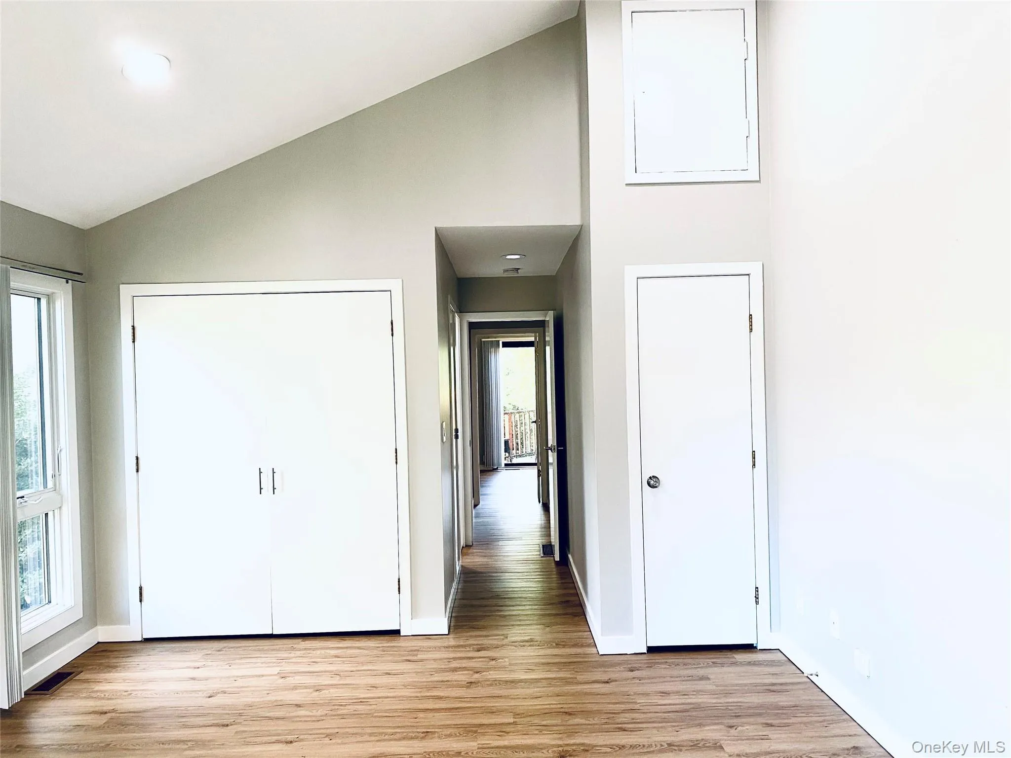4 Avenue B, North Hempstead, NY, 2 Bedrooms Bedrooms, 5 Rooms Rooms,2 BathroomsBathrooms,Residential Lease,For Rent,Avenue B,0,983579 4 Avenue B, North Hempstead, NY, 2 Bedrooms Bedrooms, 5 Rooms Rooms,2 BathroomsBathrooms,Residential Lease,For Rent,Avenue B,0,983579