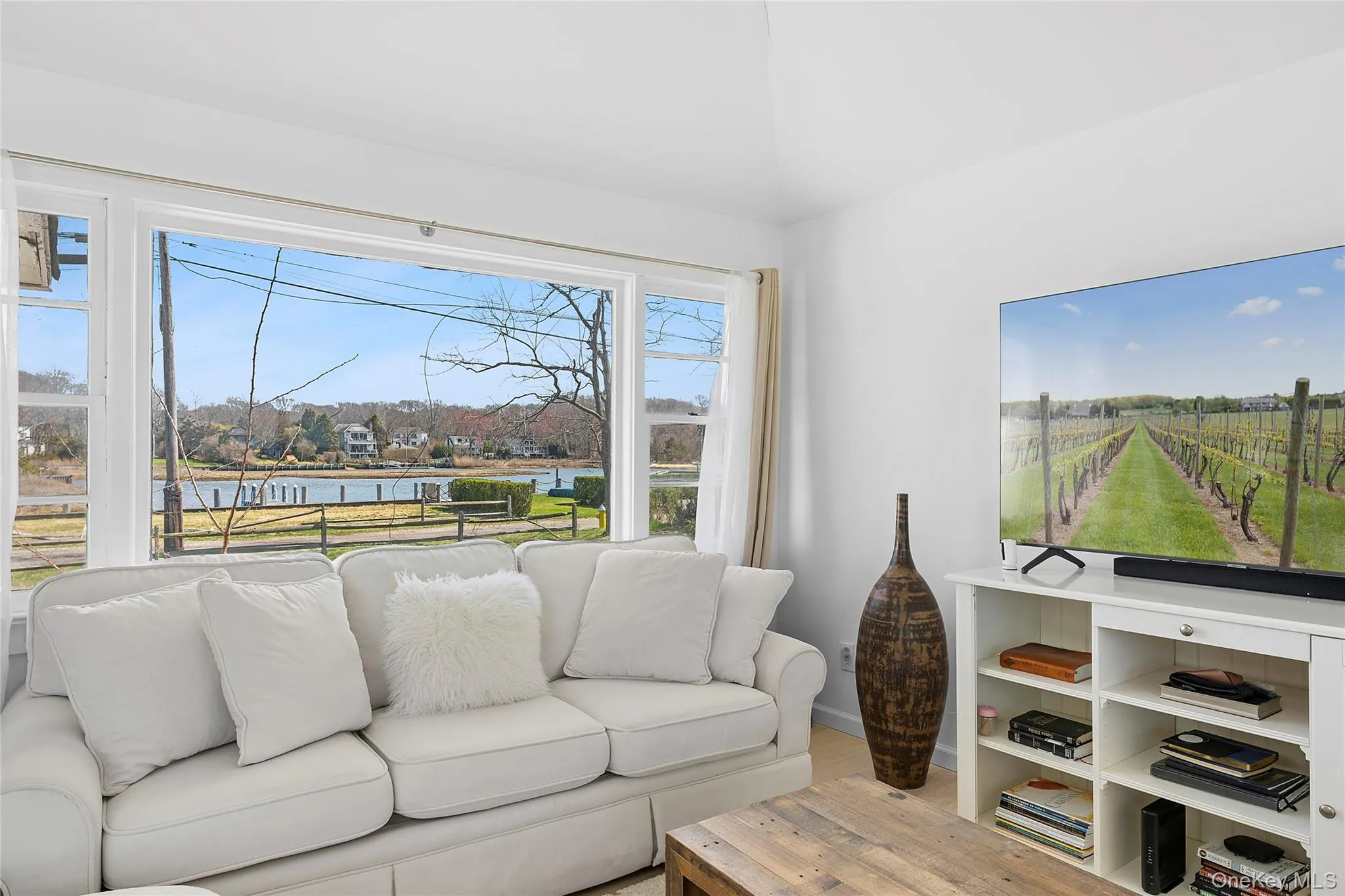 21 E Shore Drive, Southampton, New York 11968