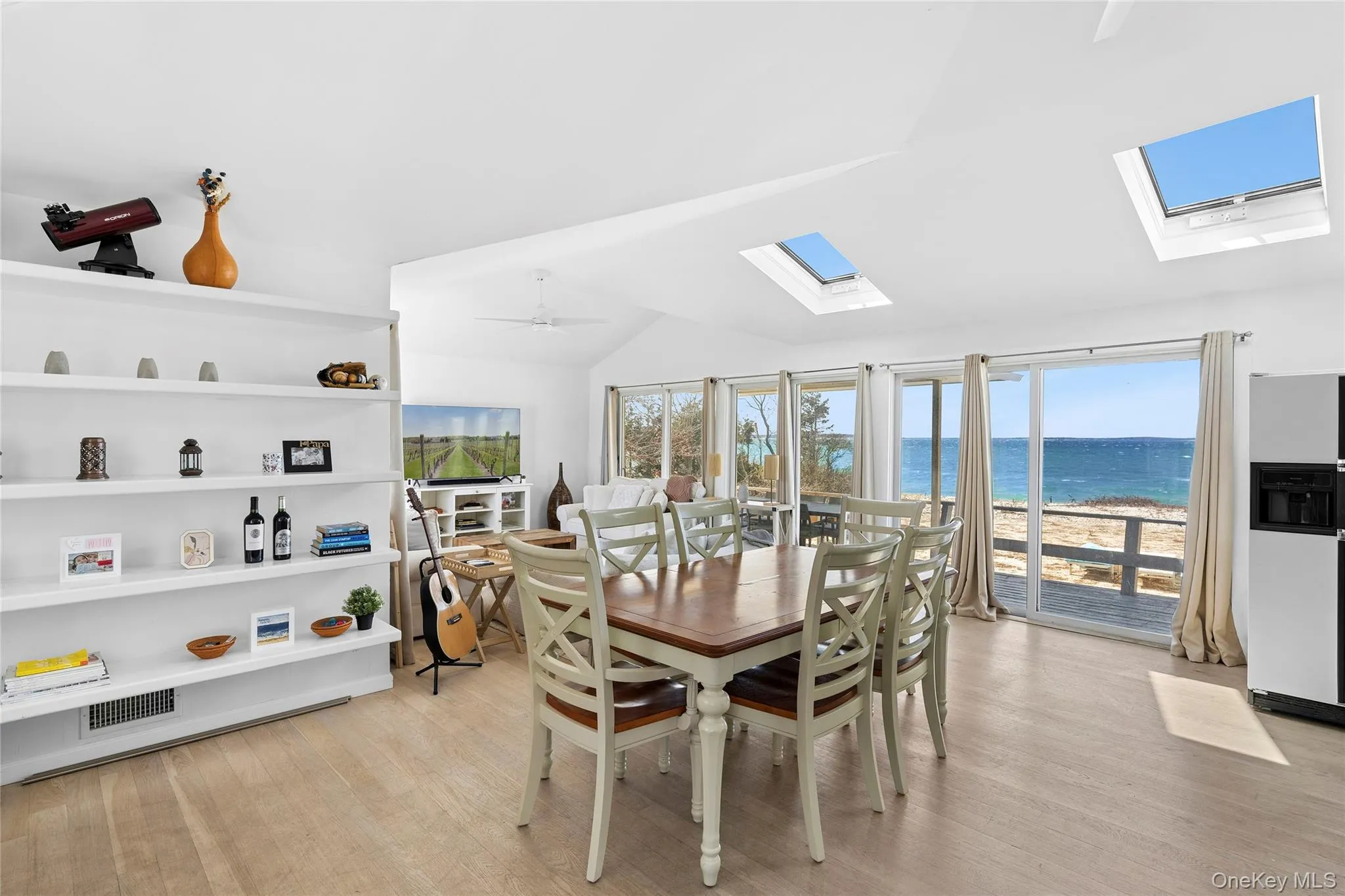 21 E Shore Drive, Southampton, New York 11968