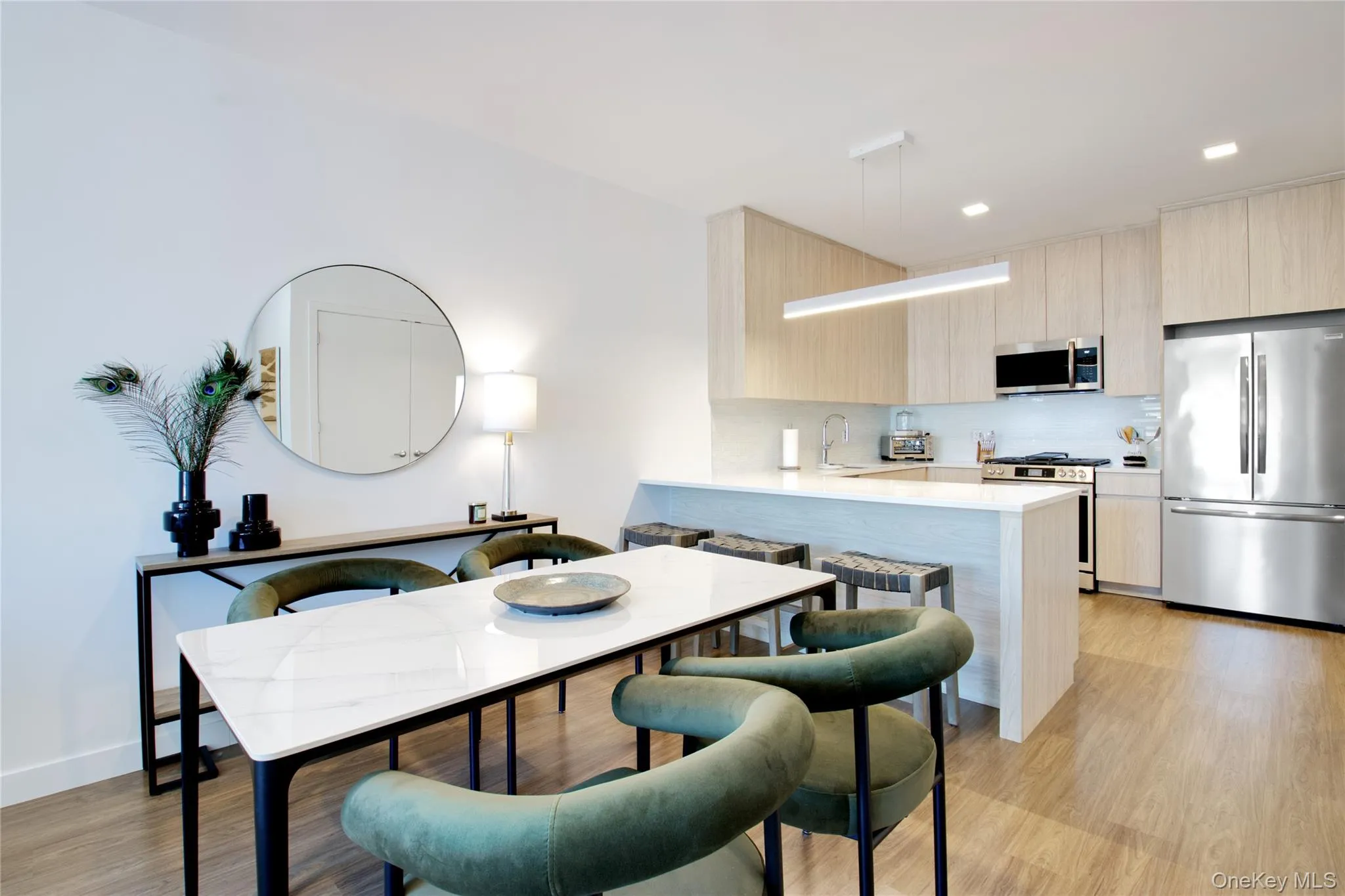 333 Warner Avenue, North Hempstead, NY, 1 Bedroom Bedrooms, 5 Rooms Rooms,1 BathroomBathrooms,Residential Lease,For Rent,Warner,0,983586 333 Warner Avenue, North Hempstead, NY, 1 Bedroom Bedrooms, 5 Rooms Rooms,1 BathroomBathrooms,Residential Lease,For Rent,Warner,0,983586