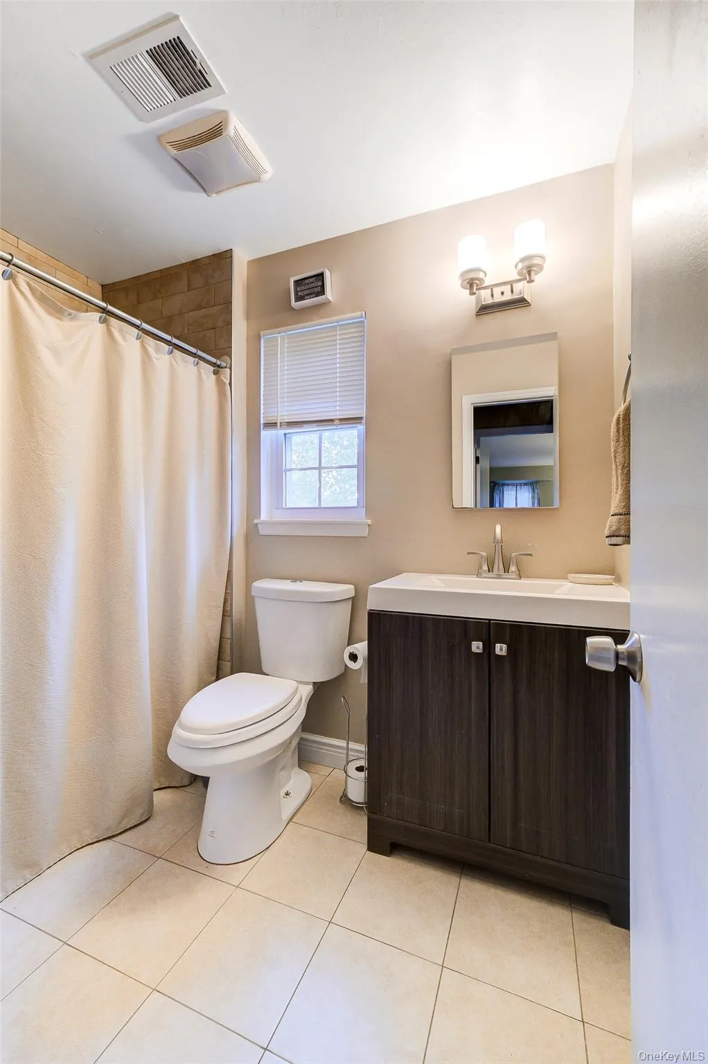 50 Bon Aire Circle, Ramapo, NY, 1 Bedroom Bedrooms, 3 Rooms Rooms,1 BathroomBathrooms,Residential,For Rent,Bon Aire,0,983604 50 Bon Aire Circle, Ramapo, NY, 1 Bedroom Bedrooms, 3 Rooms Rooms,1 BathroomBathrooms,Residential,For Rent,Bon Aire,0,983604