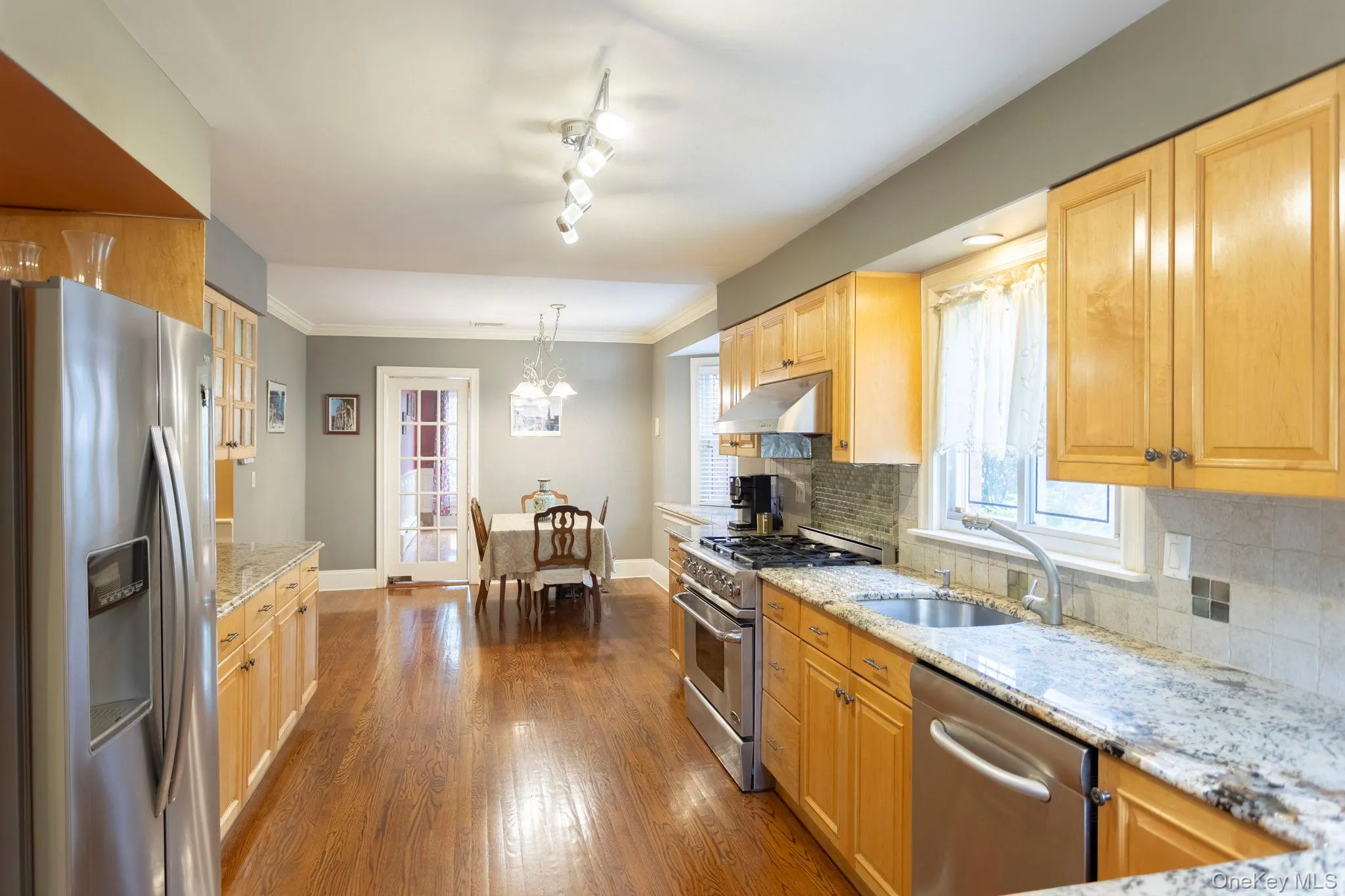 215-15 86th Avenue, New York, NY, 3 Bedrooms Bedrooms, 13 Rooms Rooms,2 BathroomsBathrooms,Residential,For Rent,86th,0,983612 215-15 86th Avenue, New York, NY, 3 Bedrooms Bedrooms, 13 Rooms Rooms,2 BathroomsBathrooms,Residential,For Rent,86th,0,983612