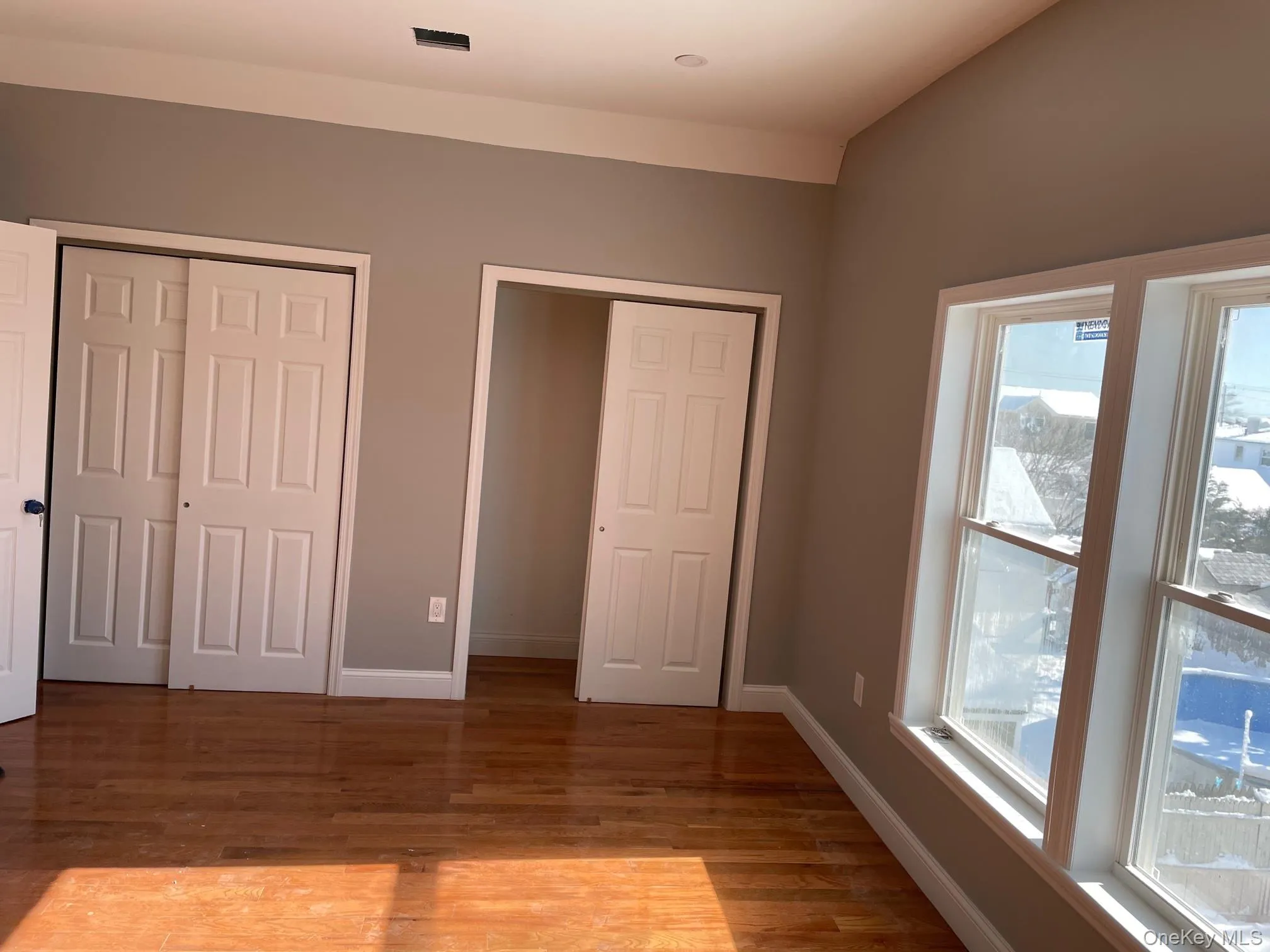 46 Lincoln Place, Oyster Bay, NY, 5 Bedrooms Bedrooms, 11 Rooms Rooms,3 BathroomsBathrooms,Residential Lease,For Rent,Lincoln,0,983616 46 Lincoln Place, Oyster Bay, NY, 5 Bedrooms Bedrooms, 11 Rooms Rooms,3 BathroomsBathrooms,Residential Lease,For Rent,Lincoln,0,983616
