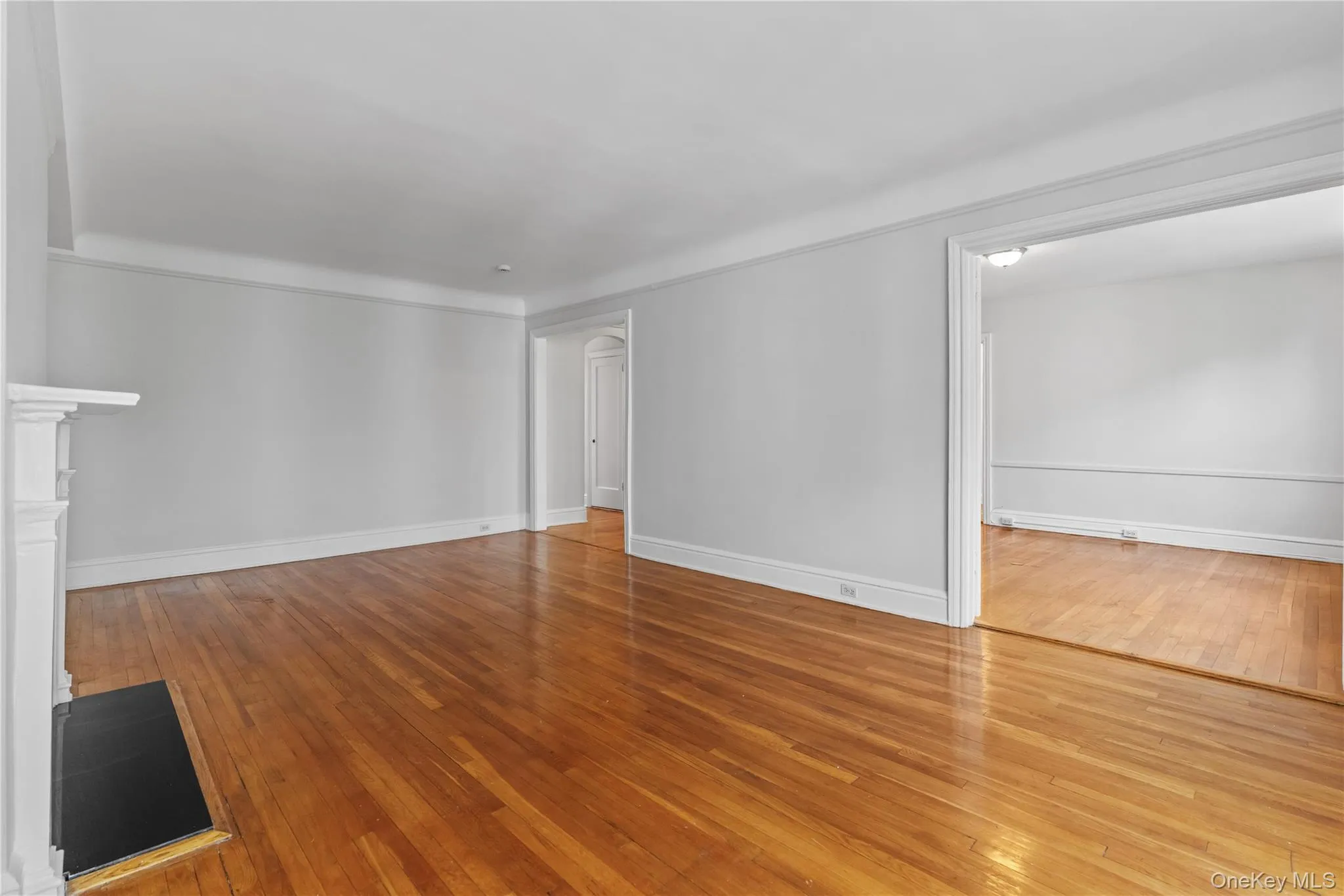 240 Martine Avenue, White Plains, NY, 3 Bedrooms Bedrooms, 5 Rooms Rooms,2 BathroomsBathrooms,Residential Lease,For Rent,Martine,0,983622 240 Martine Avenue, White Plains, NY, 3 Bedrooms Bedrooms, 5 Rooms Rooms,2 BathroomsBathrooms,Residential Lease,For Rent,Martine,0,983622