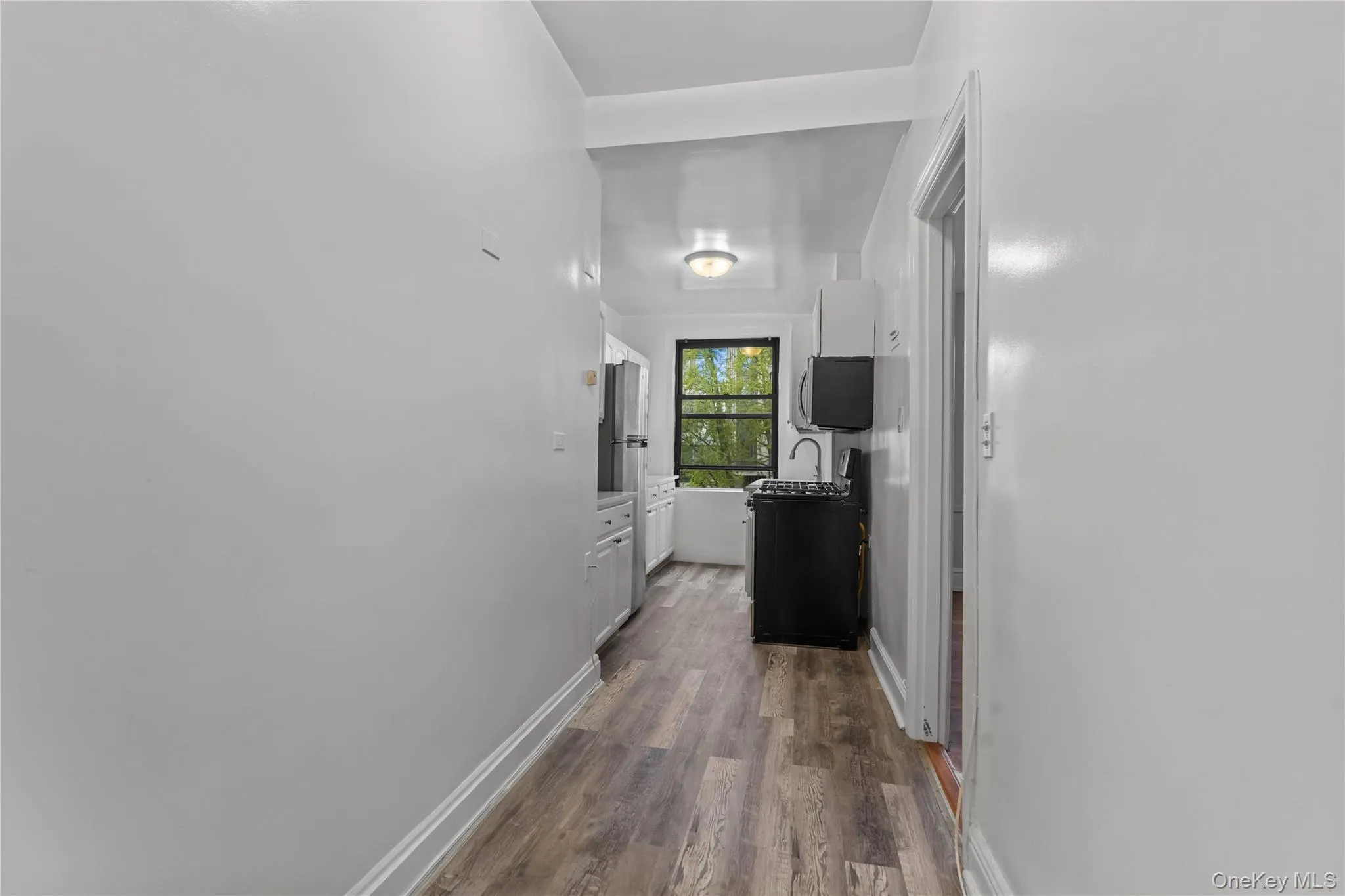 240 Martine Avenue, White Plains, NY, 3 Bedrooms Bedrooms, 5 Rooms Rooms,2 BathroomsBathrooms,Residential Lease,For Rent,Martine,0,983622 240 Martine Avenue, White Plains, NY, 3 Bedrooms Bedrooms, 5 Rooms Rooms,2 BathroomsBathrooms,Residential Lease,For Rent,Martine,0,983622