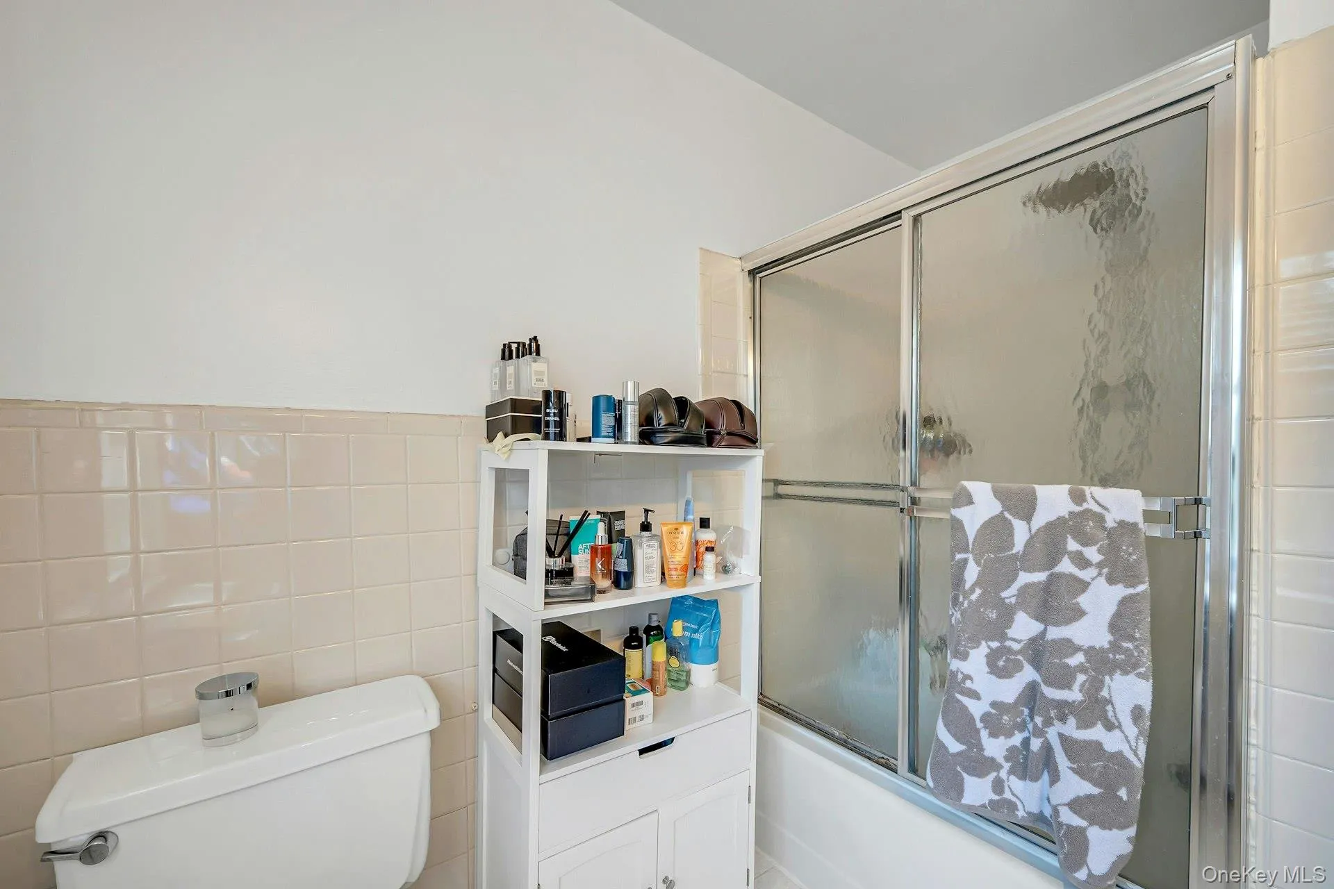 25 Richelieu Road, Scarsdale, NY, 3 Bedrooms Bedrooms, 7 Rooms Rooms,2 BathroomsBathrooms,Residential Lease,For Rent,Richelieu,0,983630 25 Richelieu Road, Scarsdale, NY, 3 Bedrooms Bedrooms, 7 Rooms Rooms,2 BathroomsBathrooms,Residential Lease,For Rent,Richelieu,0,983630