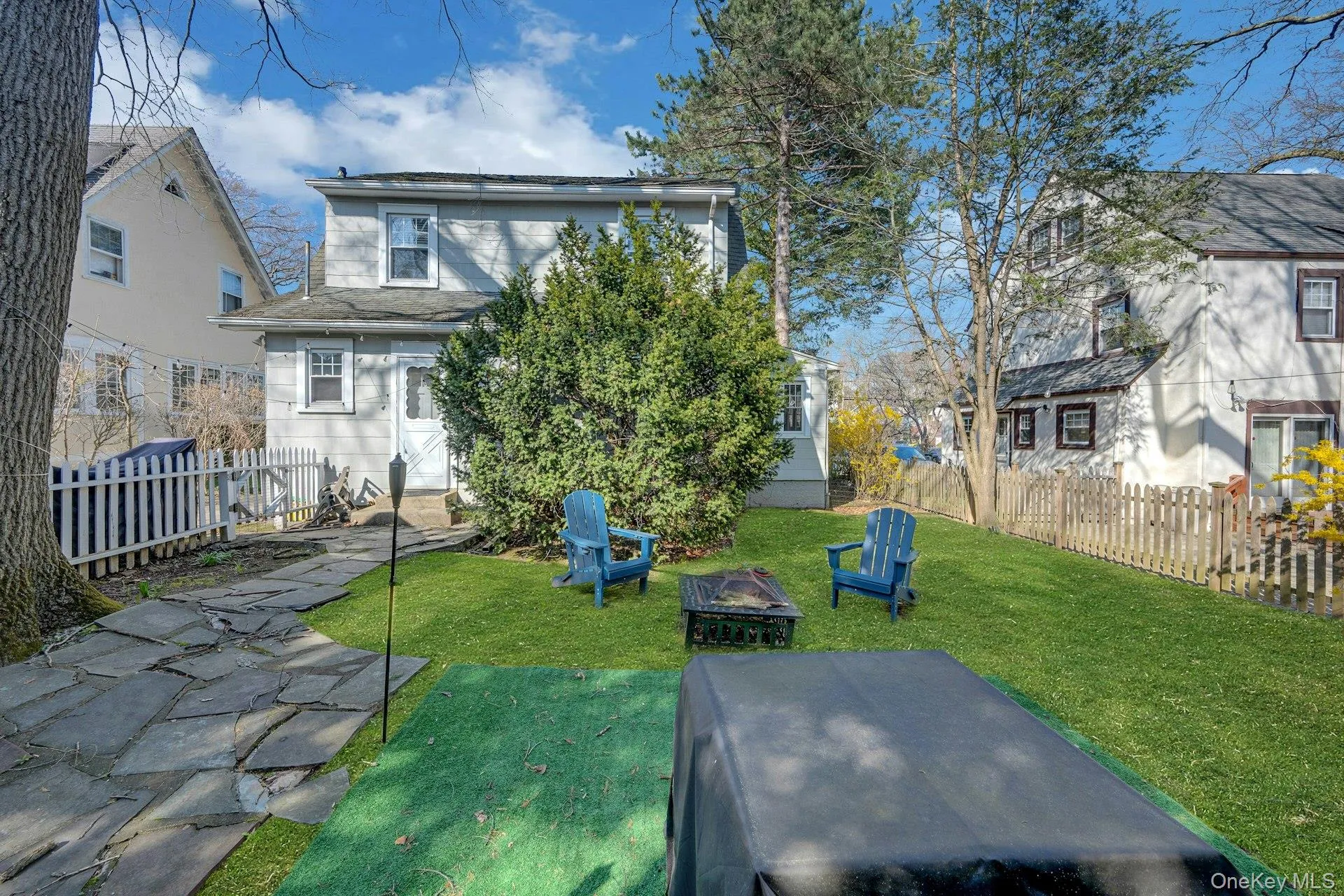 25 Richelieu Road, Scarsdale, NY, 3 Bedrooms Bedrooms, 7 Rooms Rooms,2 BathroomsBathrooms,Residential Lease,For Rent,Richelieu,0,983630 25 Richelieu Road, Scarsdale, NY, 3 Bedrooms Bedrooms, 7 Rooms Rooms,2 BathroomsBathrooms,Residential Lease,For Rent,Richelieu,0,983630