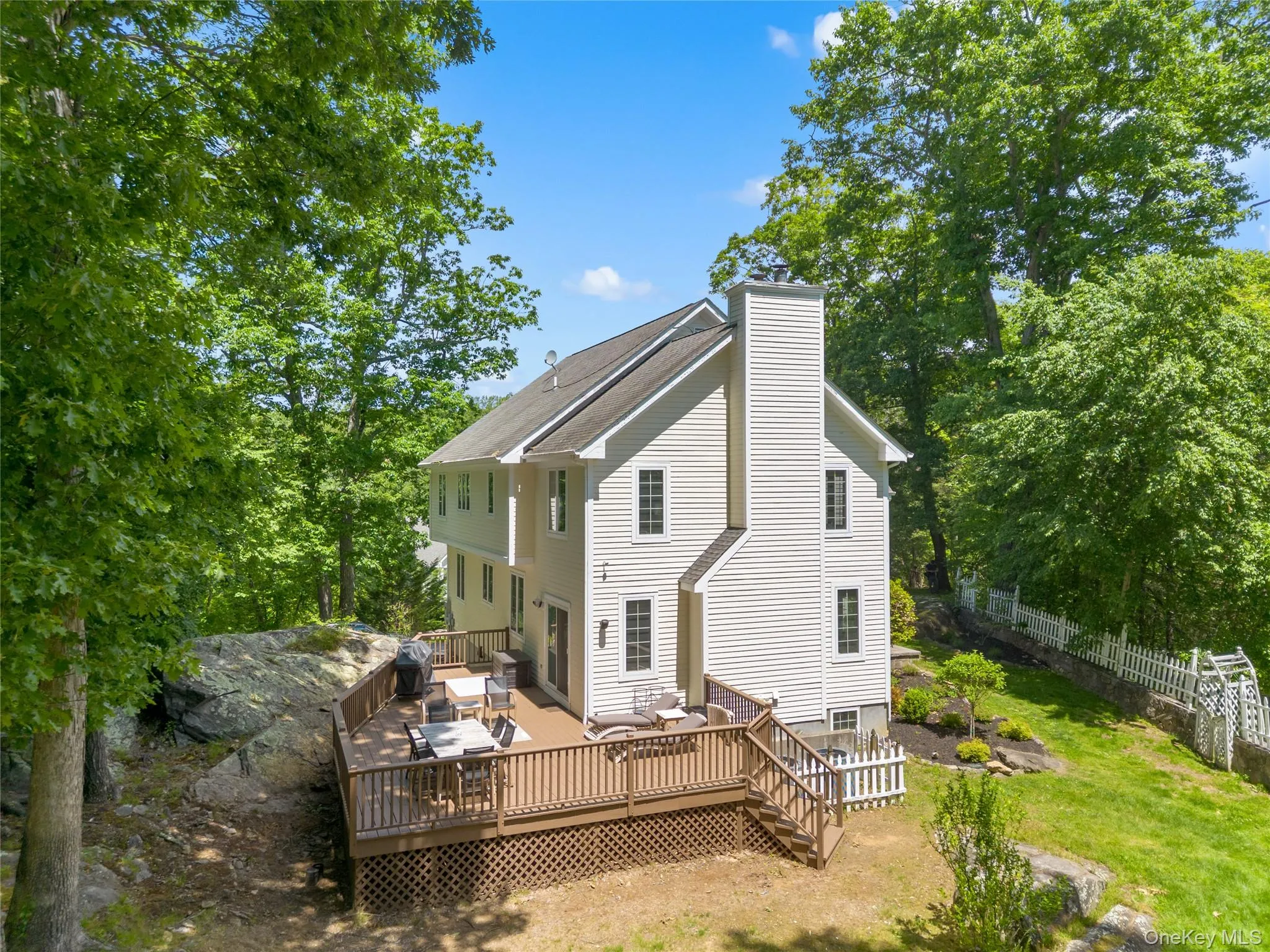 875 Hanover Street, Yorktown, NY, 4 Bedrooms Bedrooms, 8 Rooms Rooms,2 BathroomsBathrooms,Residential,For Rent,Hanover,0,KEY983634 875 Hanover Street, Yorktown, NY, 4 Bedrooms Bedrooms, 8 Rooms Rooms,2 BathroomsBathrooms,Residential,For Rent,Hanover,0,KEY983634