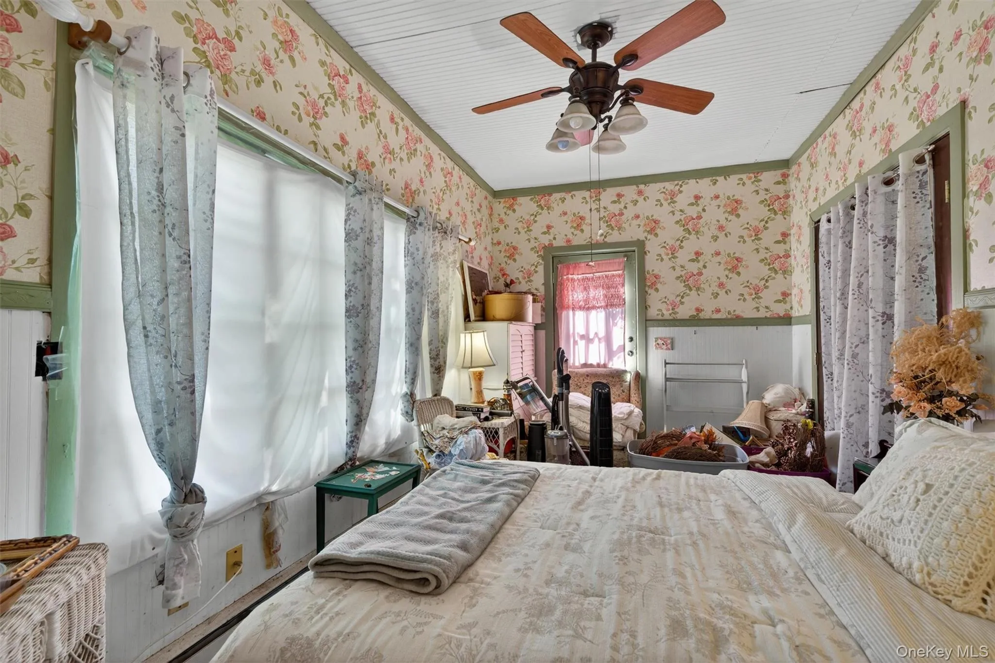 233 Blooming Grove Turnpike, New Windsor, NY, 3 Bedrooms Bedrooms, 8 Rooms Rooms,2 BathroomsBathrooms,Residential,For Rent,Blooming Grove,0,983636 233 Blooming Grove Turnpike, New Windsor, NY, 3 Bedrooms Bedrooms, 8 Rooms Rooms,2 BathroomsBathrooms,Residential,For Rent,Blooming Grove,0,983636