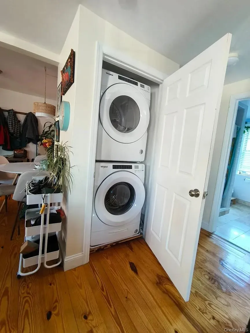 1009 Brown Street, Peekskill, NY, 1 Bedroom Bedrooms, 5 Rooms Rooms,1 BathroomBathrooms,Residential Lease,For Rent,Brown,0,983651 1009 Brown Street, Peekskill, NY, 1 Bedroom Bedrooms, 5 Rooms Rooms,1 BathroomBathrooms,Residential Lease,For Rent,Brown,0,983651