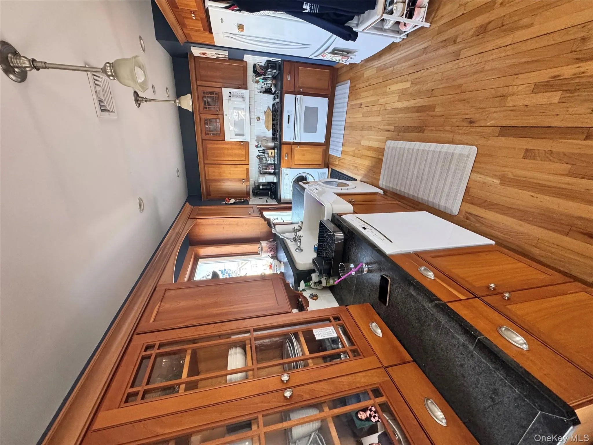 102 Florida Street, Long Beach, NY, 3 Bedrooms Bedrooms, 5 Rooms Rooms,1 BathroomBathrooms,Residential Lease,For Rent,Florida,0,983658 102 Florida Street, Long Beach, NY, 3 Bedrooms Bedrooms, 5 Rooms Rooms,1 BathroomBathrooms,Residential Lease,For Rent,Florida,0,983658