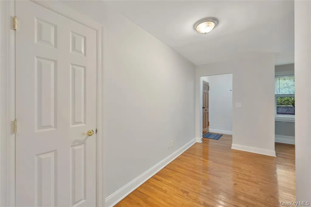 504 Pelham Road, New Rochelle, NY, 1 Bedroom Bedrooms, 3 Rooms Rooms,1 BathroomBathrooms,Residential Lease,For Rent,Pelham,0,983668 504 Pelham Road, New Rochelle, NY, 1 Bedroom Bedrooms, 3 Rooms Rooms,1 BathroomBathrooms,Residential Lease,For Rent,Pelham,0,983668