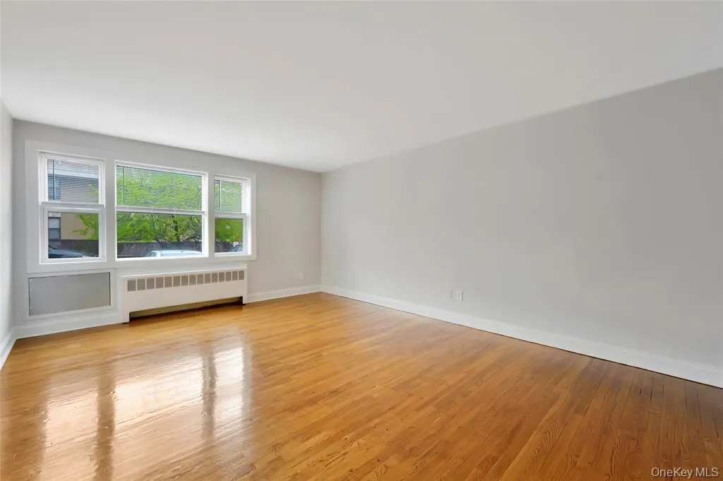 504 Pelham Road, New Rochelle, NY, 1 Bedroom Bedrooms, 3 Rooms Rooms,1 BathroomBathrooms,Residential Lease,For Rent,Pelham,0,983668 504 Pelham Road, New Rochelle, NY, 1 Bedroom Bedrooms, 3 Rooms Rooms,1 BathroomBathrooms,Residential Lease,For Rent,Pelham,0,983668