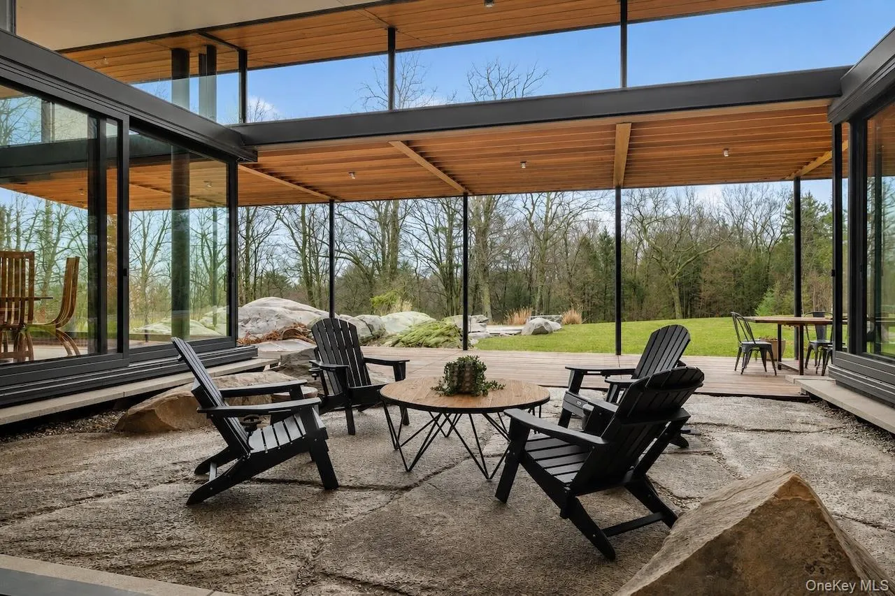 250 Long Pond Road, Out Of Area, MA, 9 Bedrooms Bedrooms, 10 Rooms Rooms,7 BathroomsBathrooms,Residential,For Rent,Long Pond,0,983669 250 Long Pond Road, Out Of Area, MA, 9 Bedrooms Bedrooms, 10 Rooms Rooms,7 BathroomsBathrooms,Residential,For Rent,Long Pond,0,983669