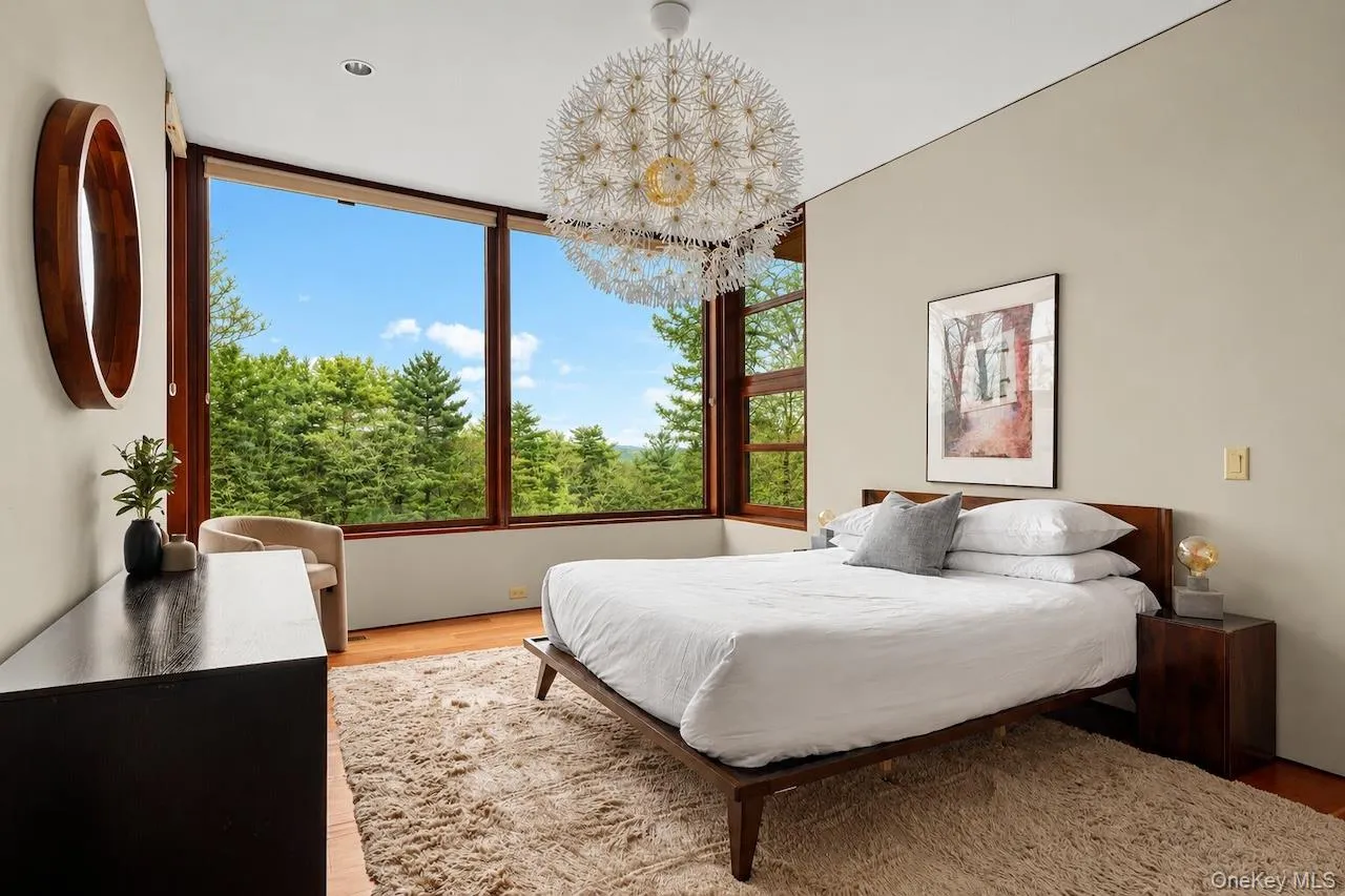 250 Long Pond Road, Out Of Area, MA, 9 Bedrooms Bedrooms, 10 Rooms Rooms,7 BathroomsBathrooms,Residential,For Rent,Long Pond,0,983669 250 Long Pond Road, Out Of Area, MA, 9 Bedrooms Bedrooms, 10 Rooms Rooms,7 BathroomsBathrooms,Residential,For Rent,Long Pond,0,983669