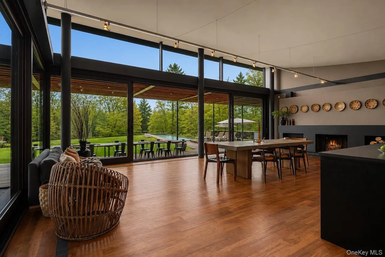 250 Long Pond Road, Out Of Area, MA, 9 Bedrooms Bedrooms, 10 Rooms Rooms,7 BathroomsBathrooms,Residential,For Rent,Long Pond,0,983669 250 Long Pond Road, Out Of Area, MA, 9 Bedrooms Bedrooms, 10 Rooms Rooms,7 BathroomsBathrooms,Residential,For Rent,Long Pond,0,983669