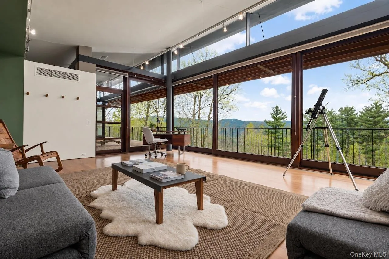 250 Long Pond Road, Out Of Area, MA, 9 Bedrooms Bedrooms, 10 Rooms Rooms,7 BathroomsBathrooms,Residential,For Rent,Long Pond,0,983669 250 Long Pond Road, Out Of Area, MA, 9 Bedrooms Bedrooms, 10 Rooms Rooms,7 BathroomsBathrooms,Residential,For Rent,Long Pond,0,983669