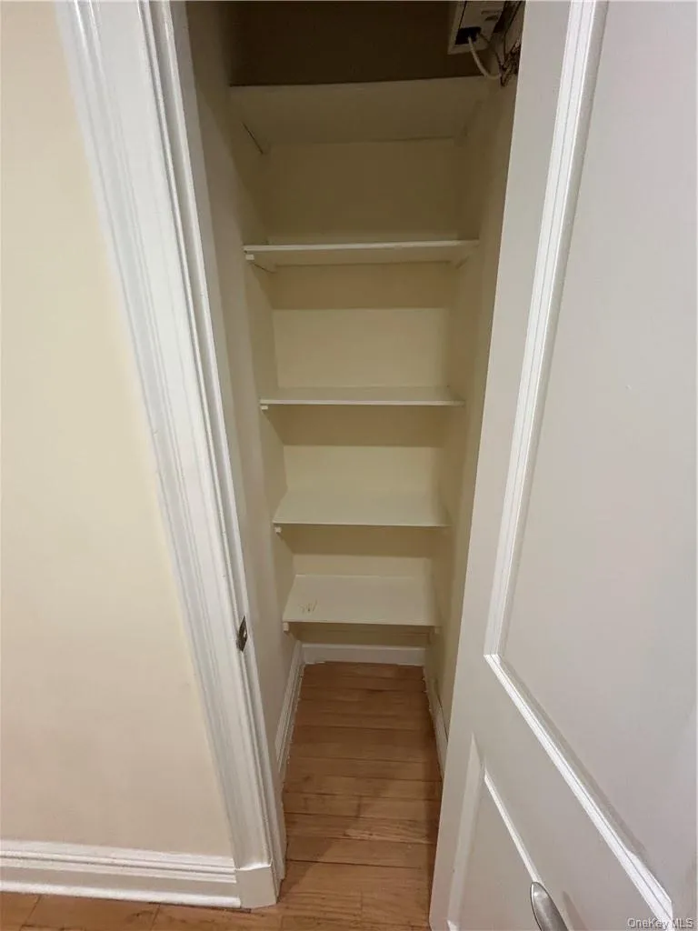 210 Pelham Road, New Rochelle, NY, 1 Bedroom Bedrooms, 3 Rooms Rooms,1 BathroomBathrooms,Residential Lease,For Rent,Pelham,0,983689 210 Pelham Road, New Rochelle, NY, 1 Bedroom Bedrooms, 3 Rooms Rooms,1 BathroomBathrooms,Residential Lease,For Rent,Pelham,0,983689